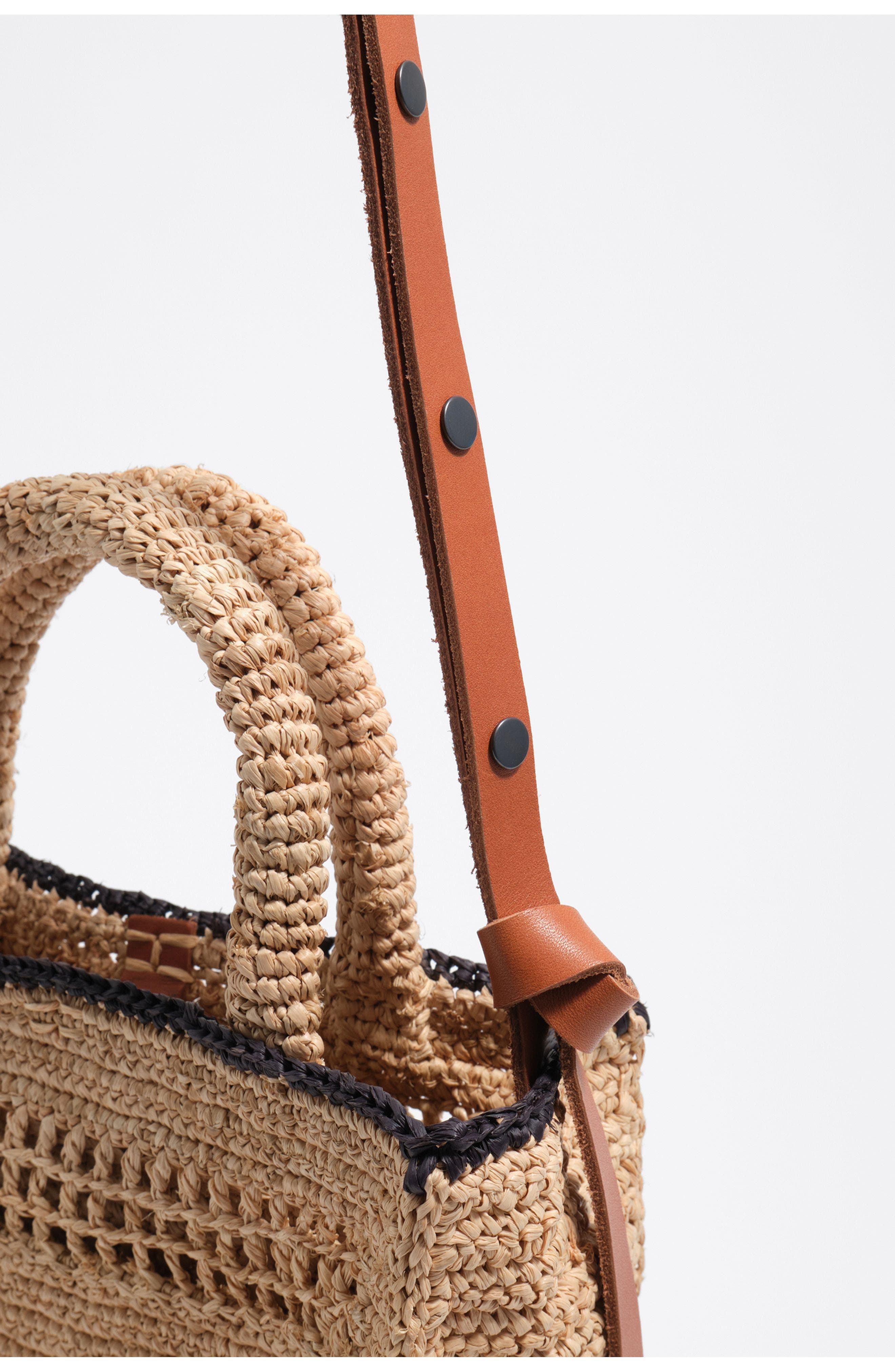 Bimba y Lola Medium Raffia Crossbody Bag, Alternate, color, Natural