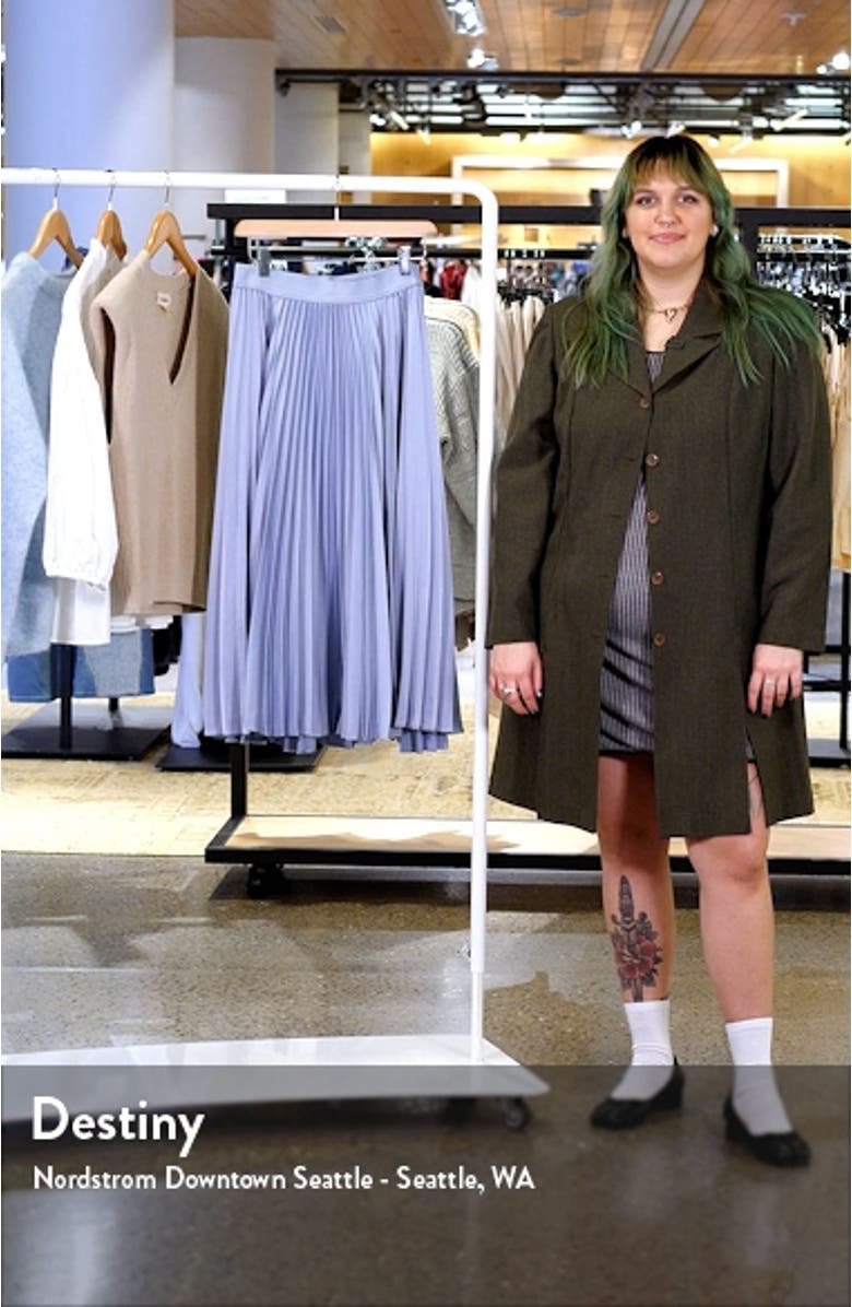 Pleated Slit Hem Midi Skirt, sales video thumbnail