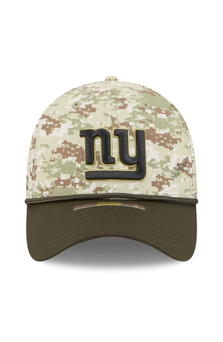 New Era Men
s New Era  Camo New York Giants 2025 Salute to Service 39THIRTY Flex Hat, Alternate, color, Camo