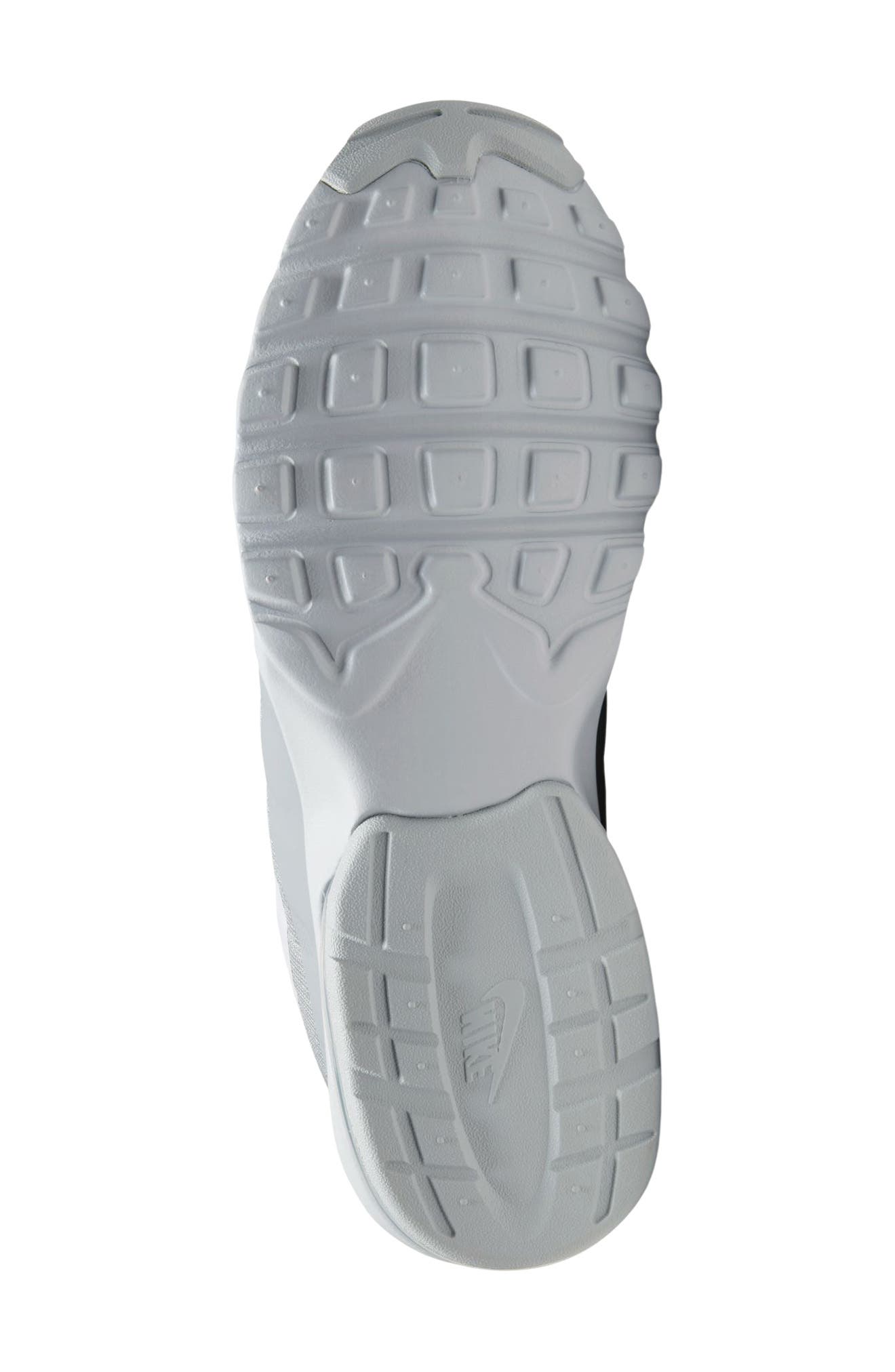 Air Max Invigor Sneaker, Alternate, color, WOLF GREY/WHITE