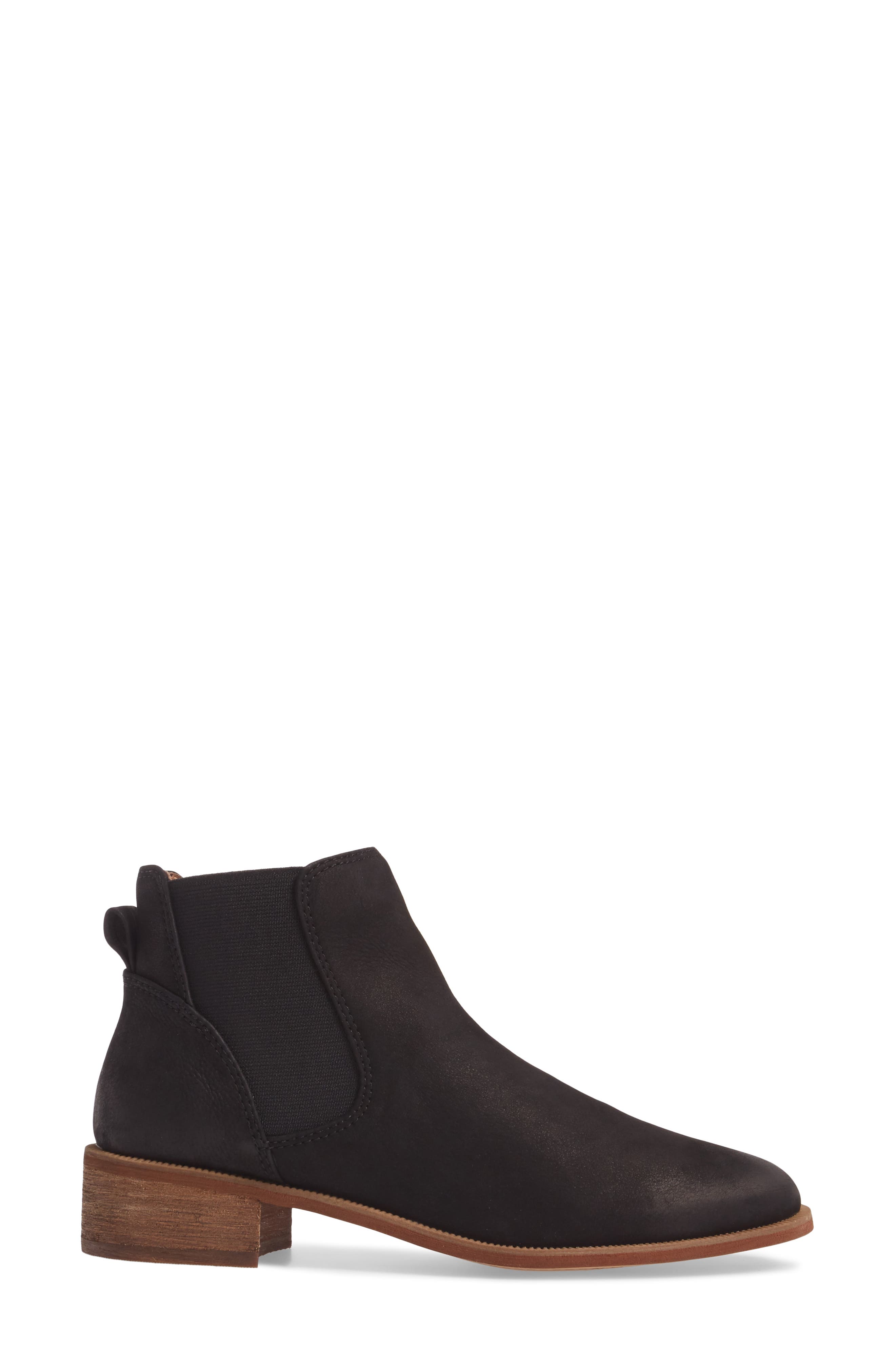 Caslon<sup>®</sup> Brenna Water Resistant Bootie, Alternate, color, 