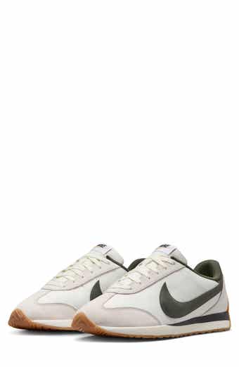 Pacific Low Top Sneaker
