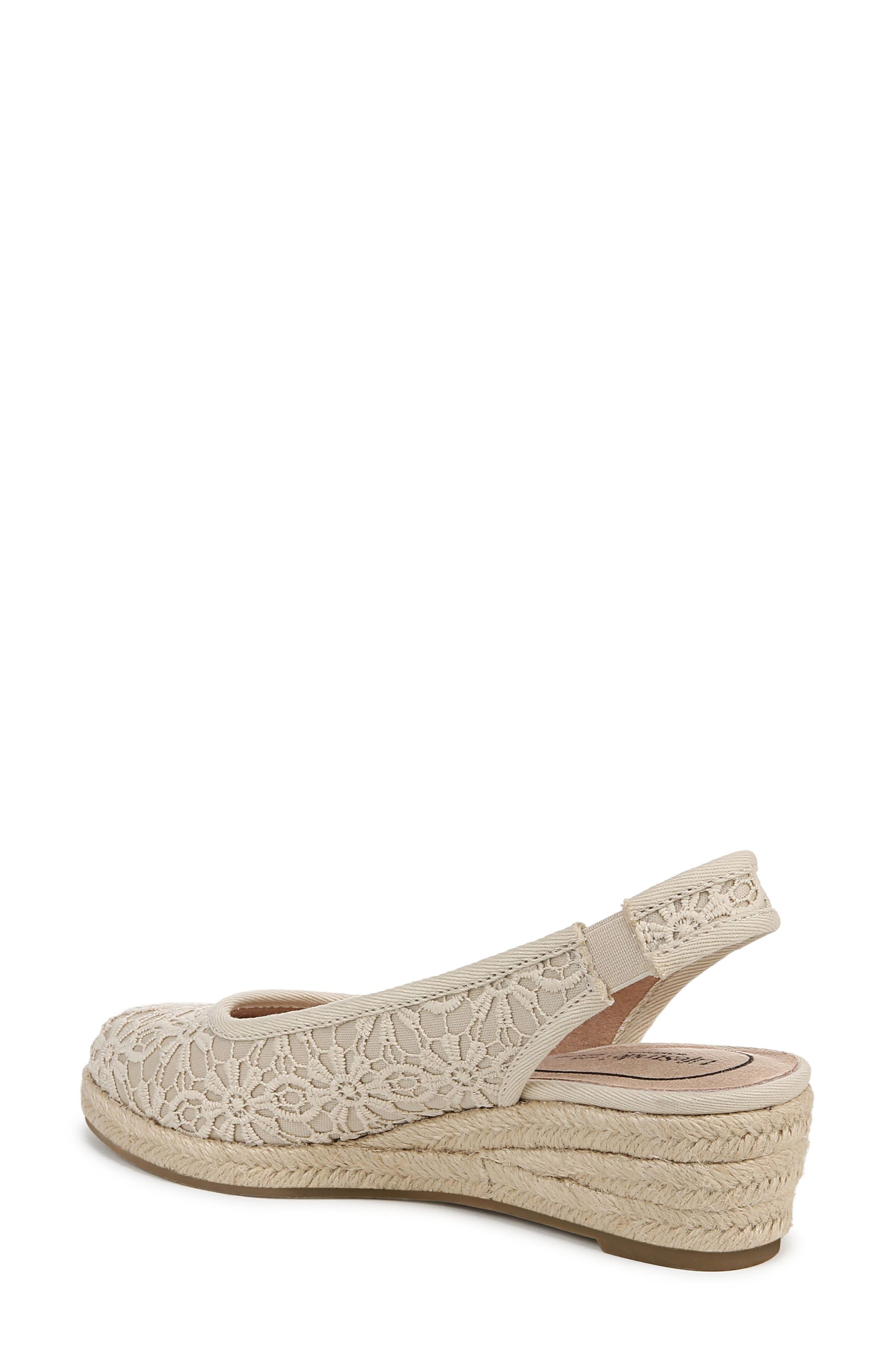 LifeStride Kayden Pump, Alternate, color, Natural