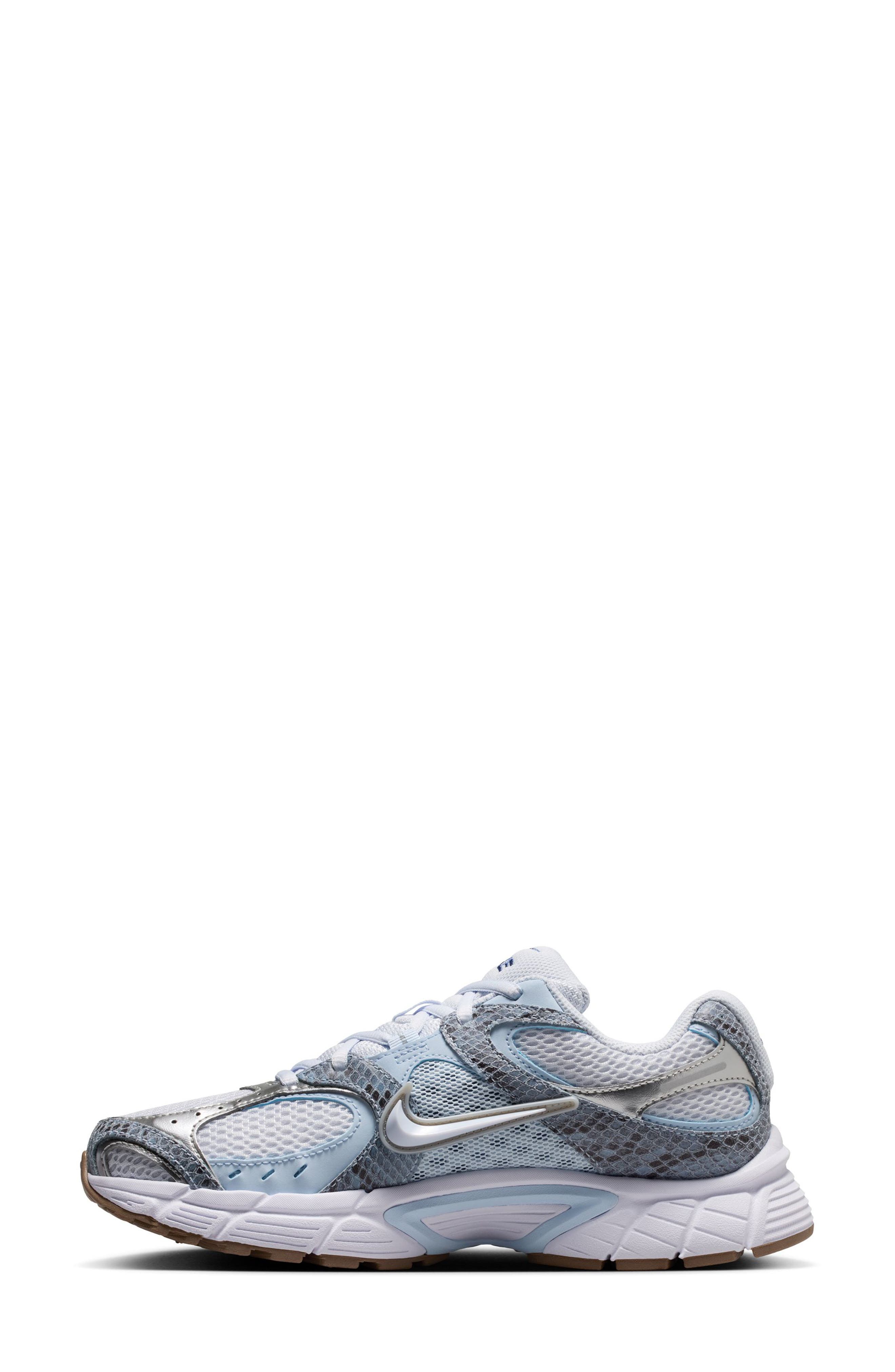 Nike V5 RNR Sneaker, Alternate, color, Football Grey/ Football Grey