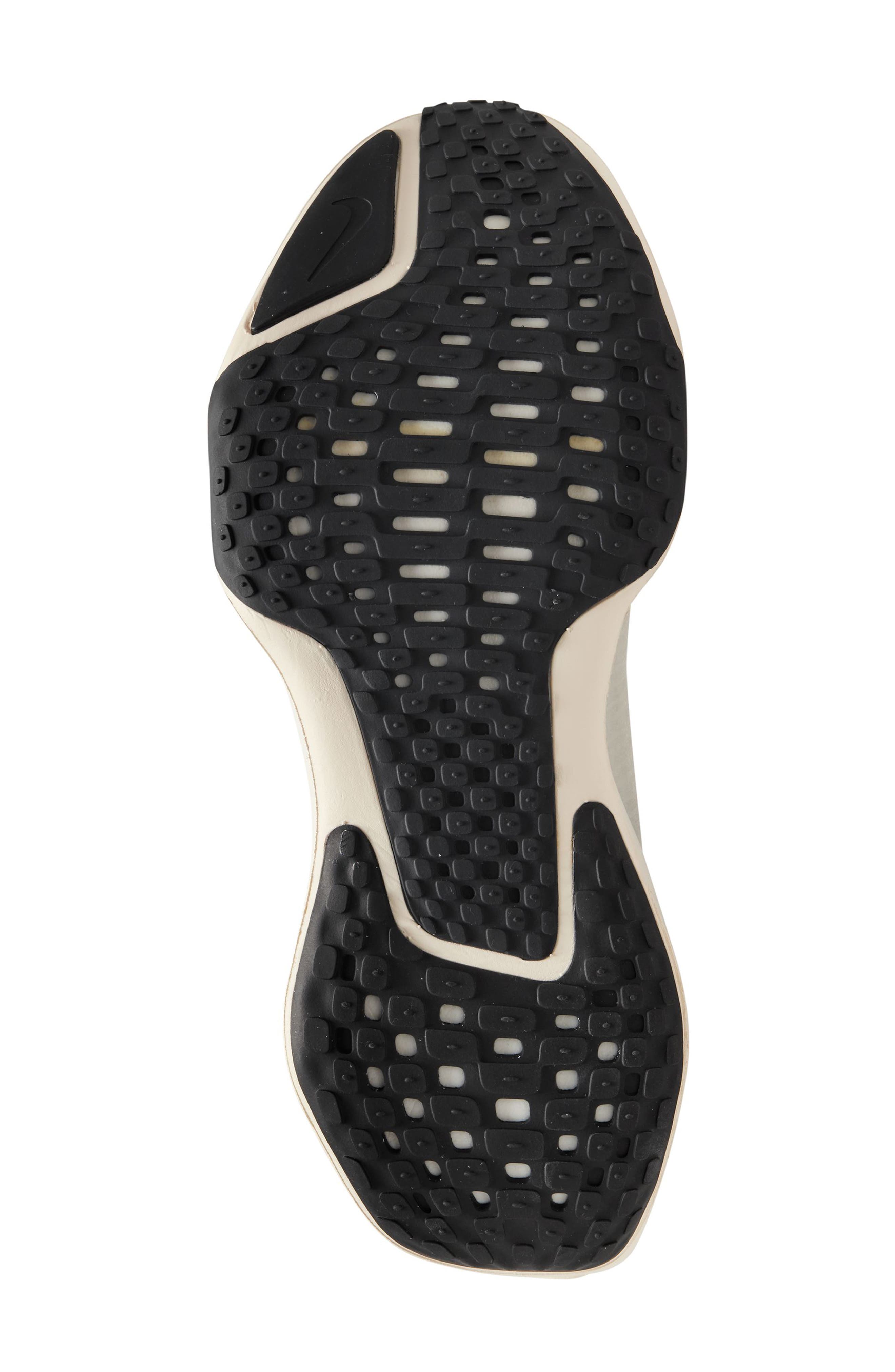 Nike ZoomX Invincible Run 3 Running Shoe, Alternate, color, 