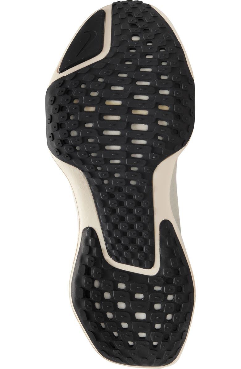 Nike ZoomX Invincible Run 3 Running Shoe, Alternate, color,