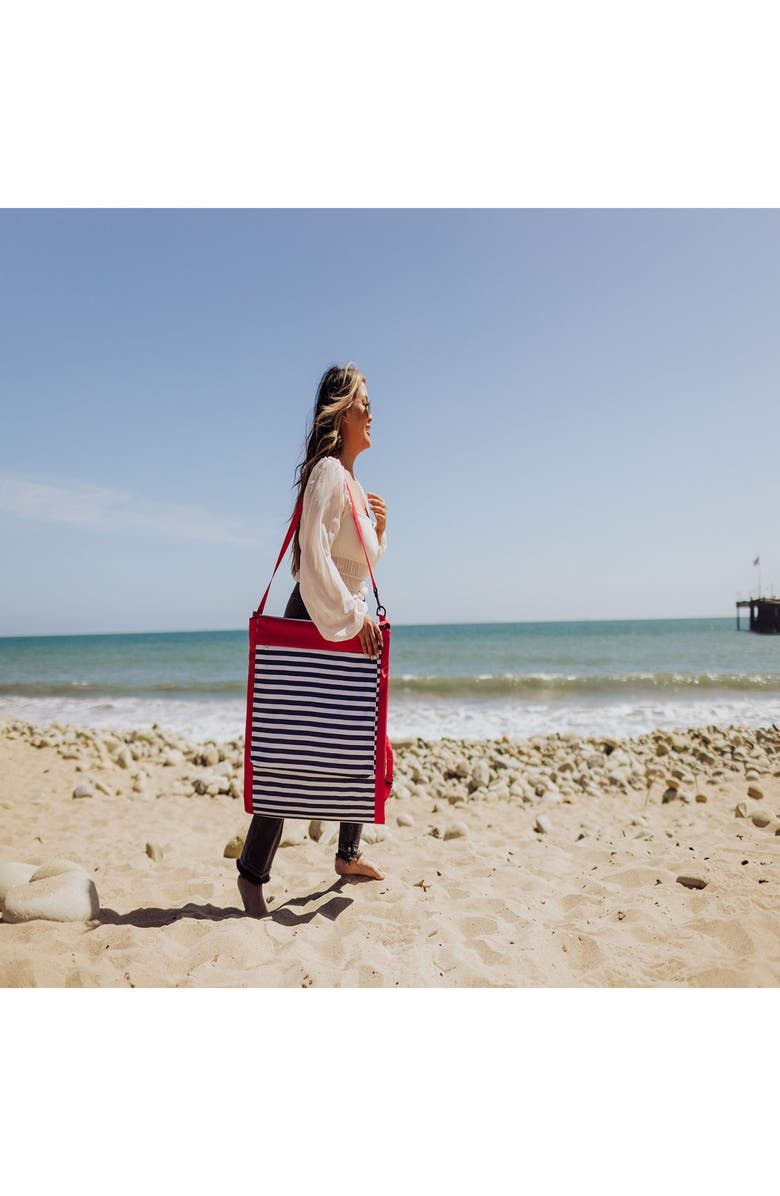Picnic Time Beachcomber Oniva Blue Pinstripe Portable Beach Chair & Tote, Alternate, color, Blue Pinstripe