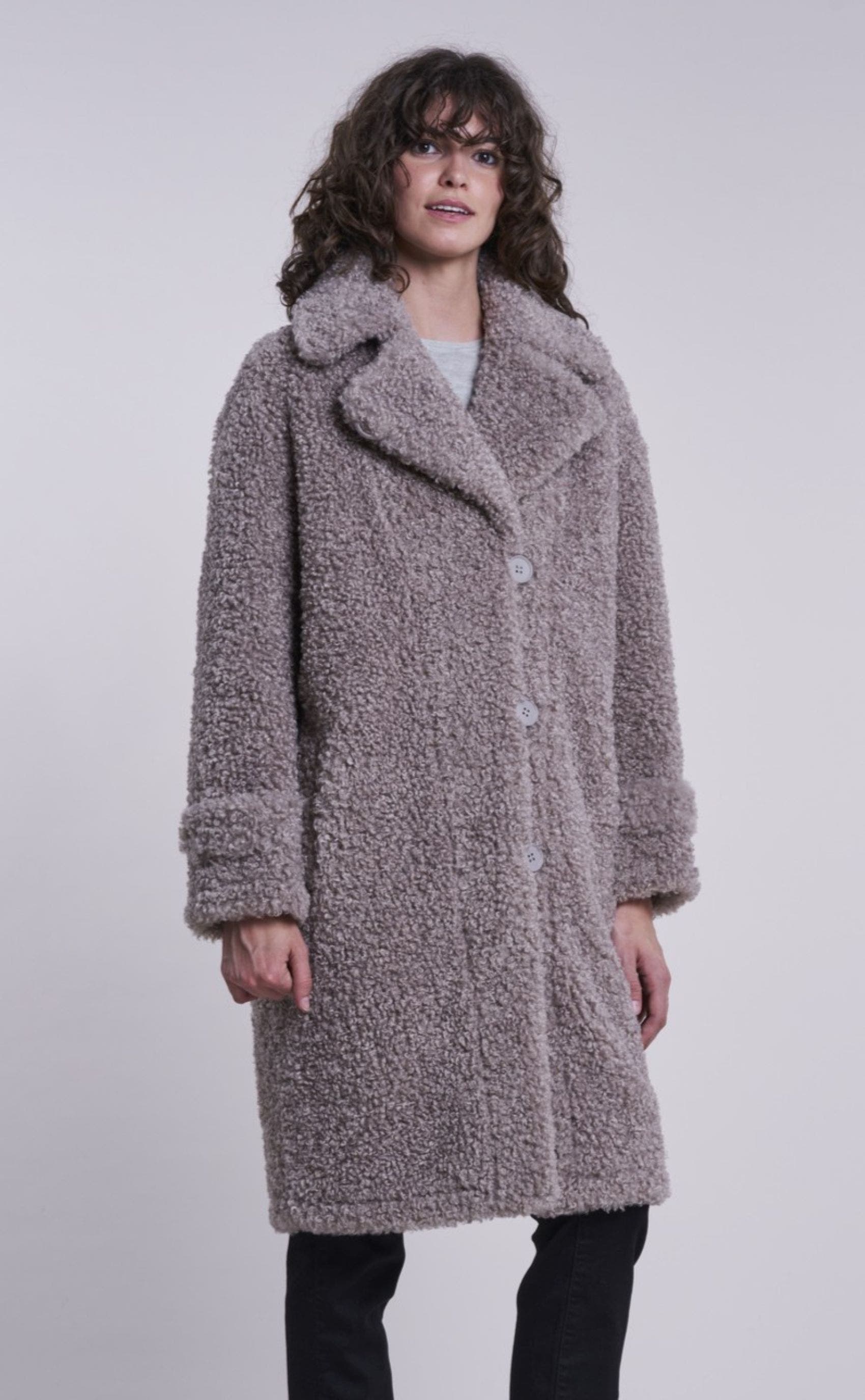 Blue Duck Faux Fur Coat in Oatmeal 
