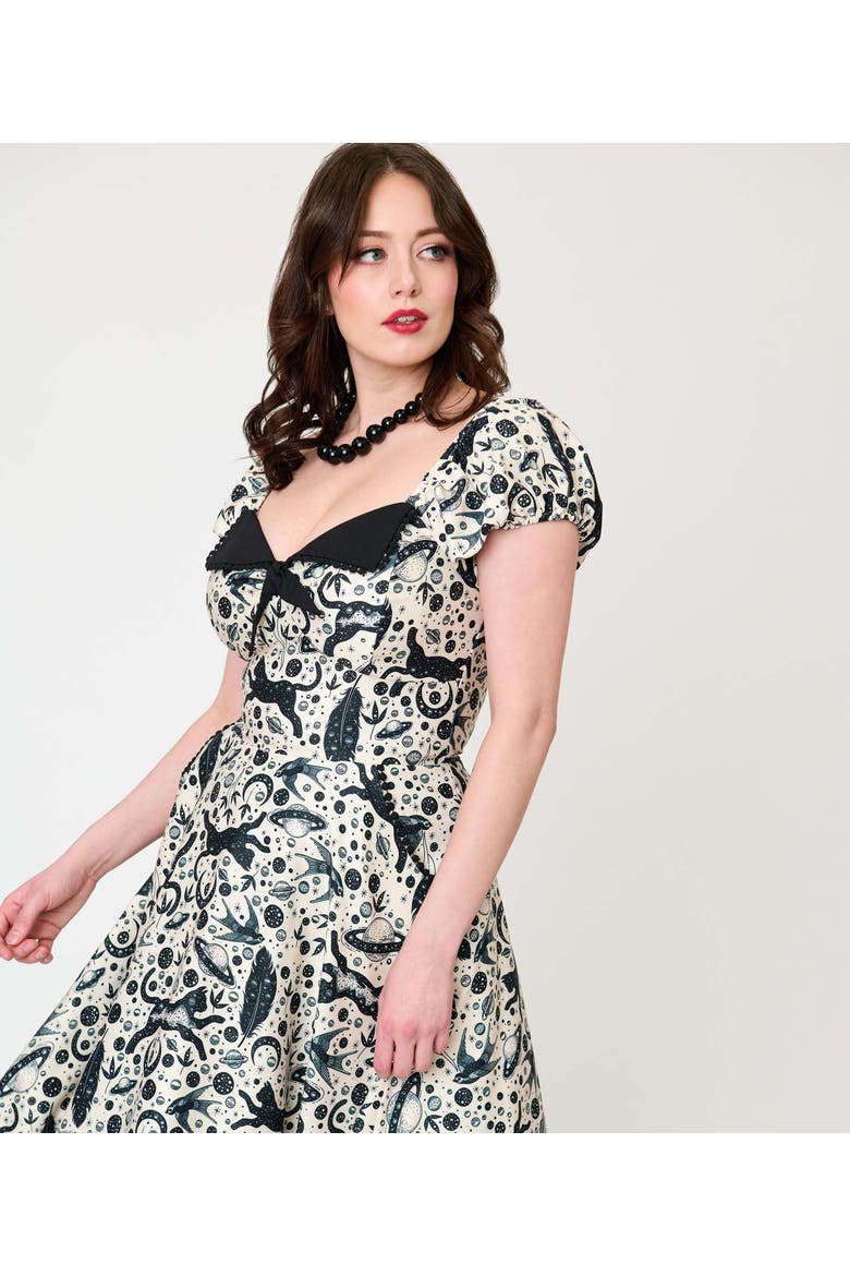 1950s Sweetheart Swing Dress, Alternate, color, Beige UFO Print