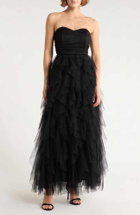 Chelsea28 Straples Tiered Tulle Gown