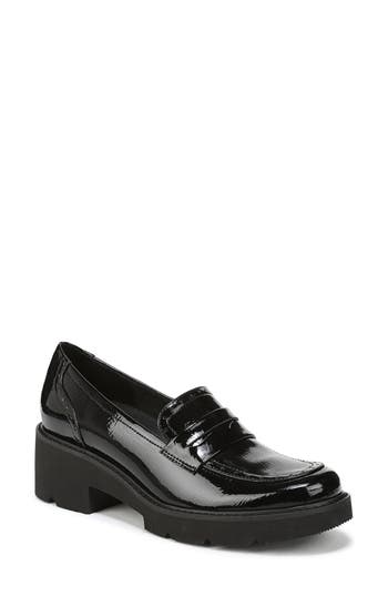 Naturalizer Charisma Loafer