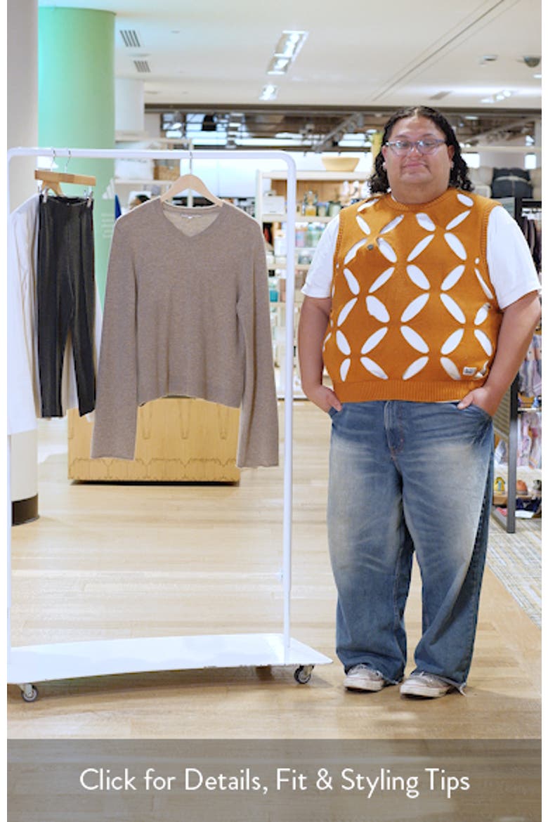 V-Neck Long Sleeve Cashmere Sweater video