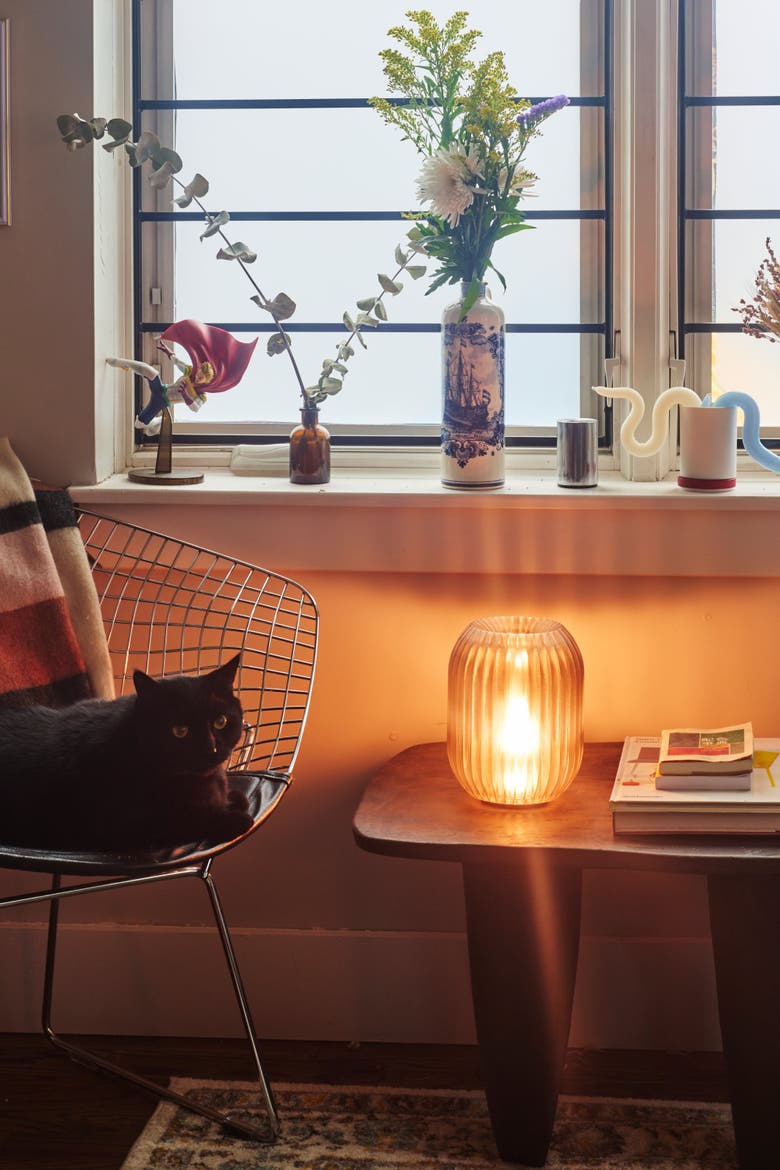Allium Lamp, Alternate, color, Smoke