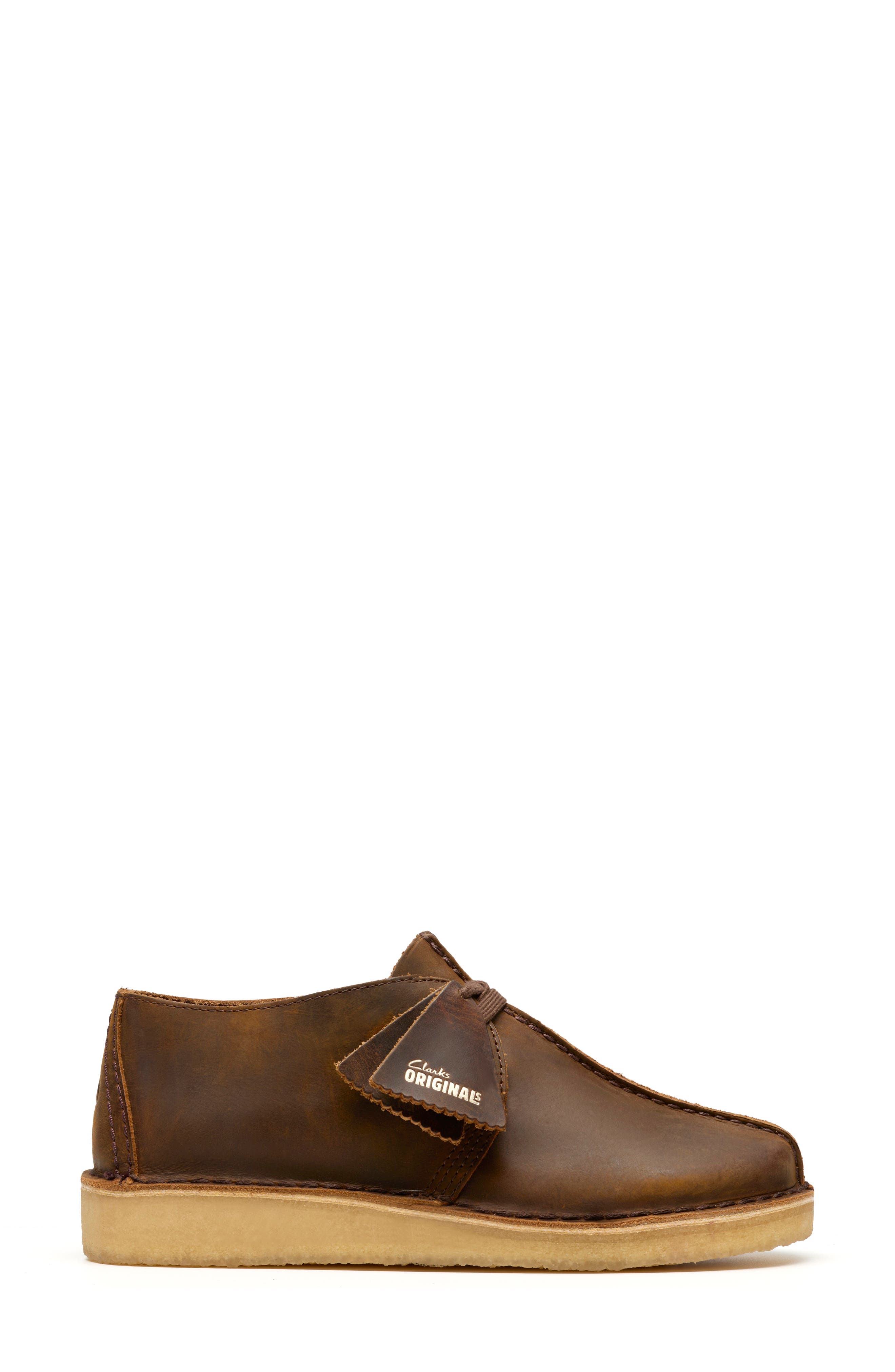Clarks<sup>®</sup> Originals Desert Trek Chukka Boot, Alternate, color, Beeswax