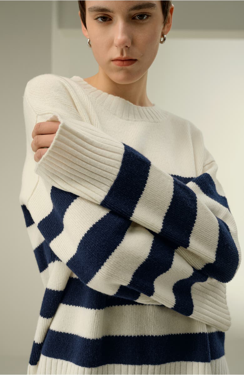 Lilysilk Striped Wool-Cashmere Oversized Sweater, Alternate, color, Navy Striped