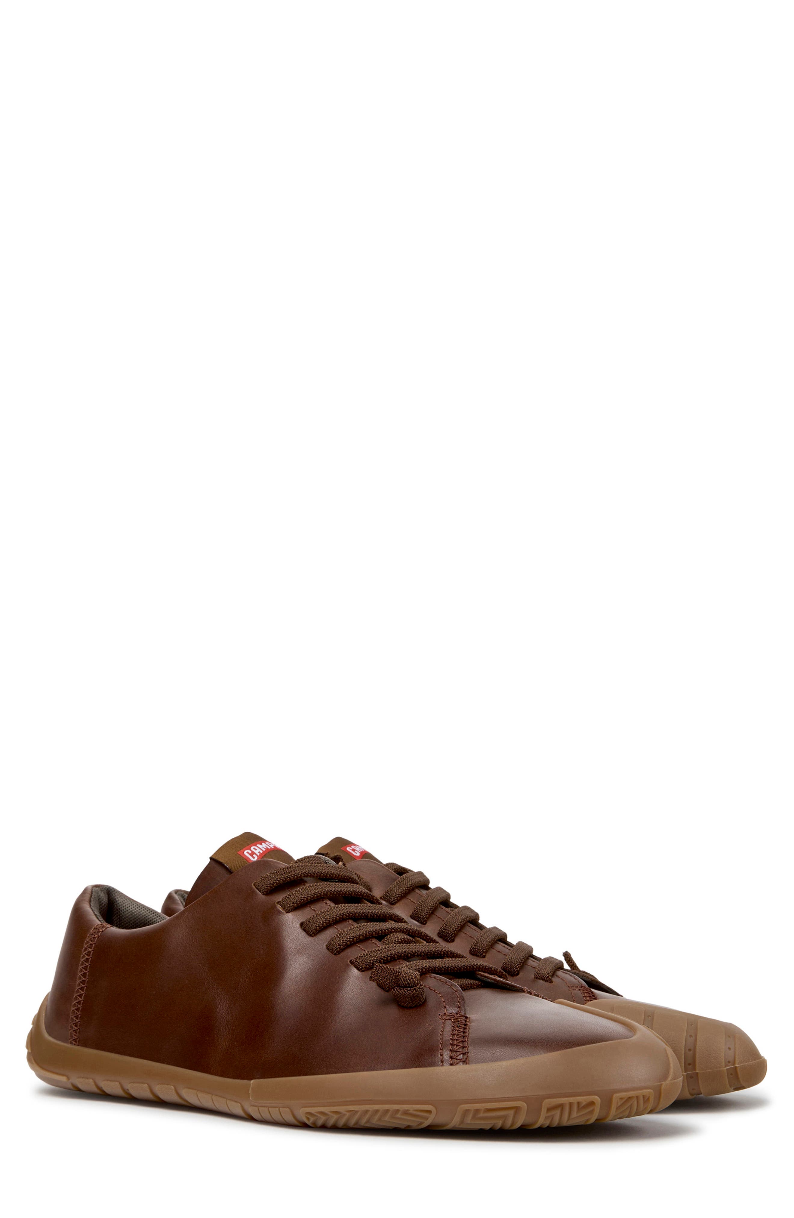 MEDIUM BROWN