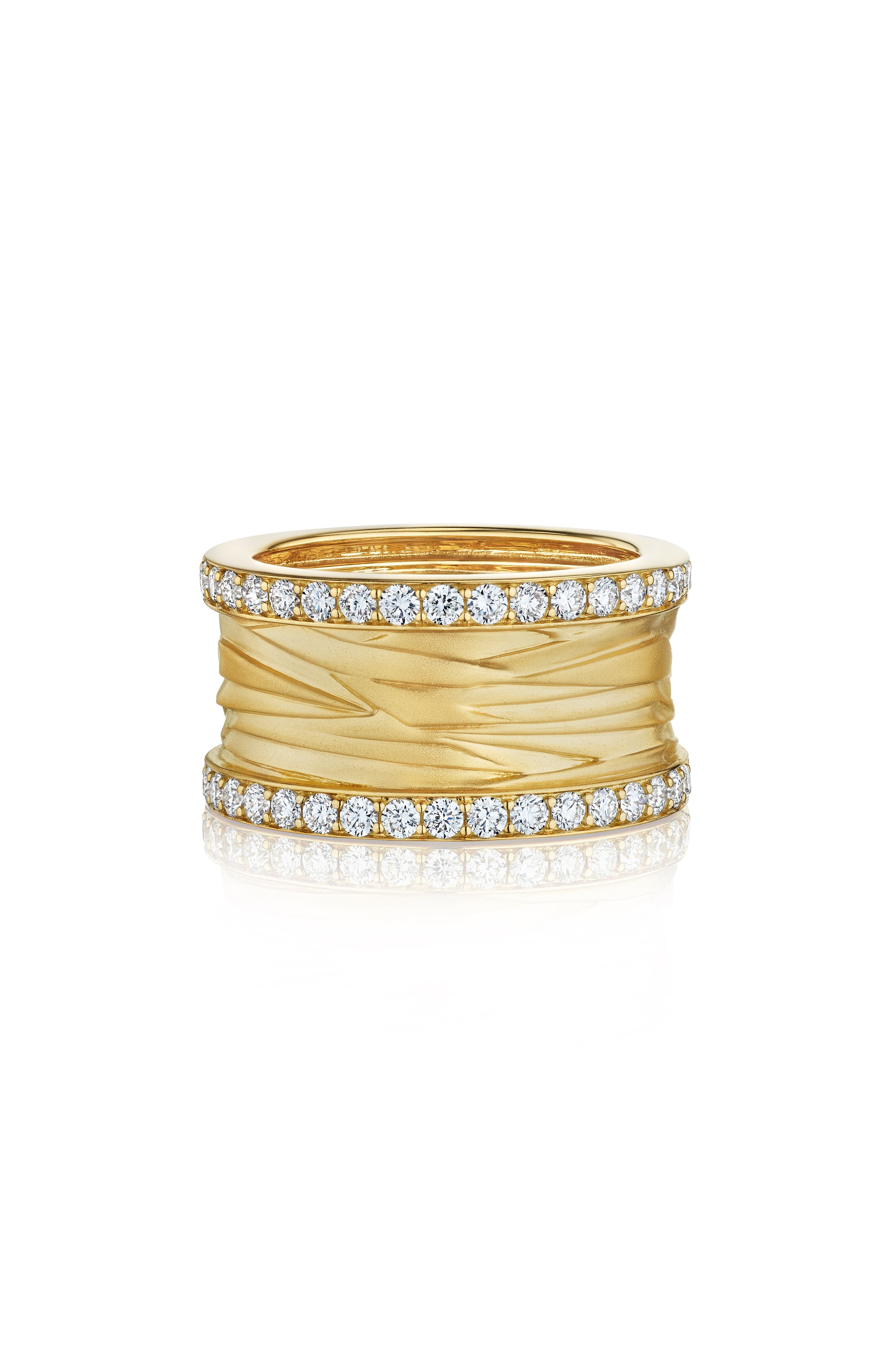 selected YELLOW GOLD