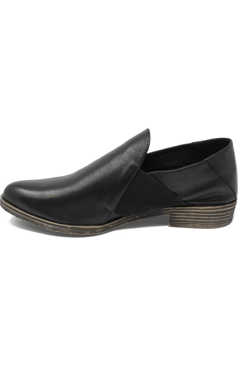 DJANGO AND JULIETTE Kefect Slip On Shoe, Alternate, color, Black-Black Leather-Elastic