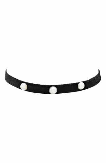 Simulated Pearl Velvet Choker Necklace
