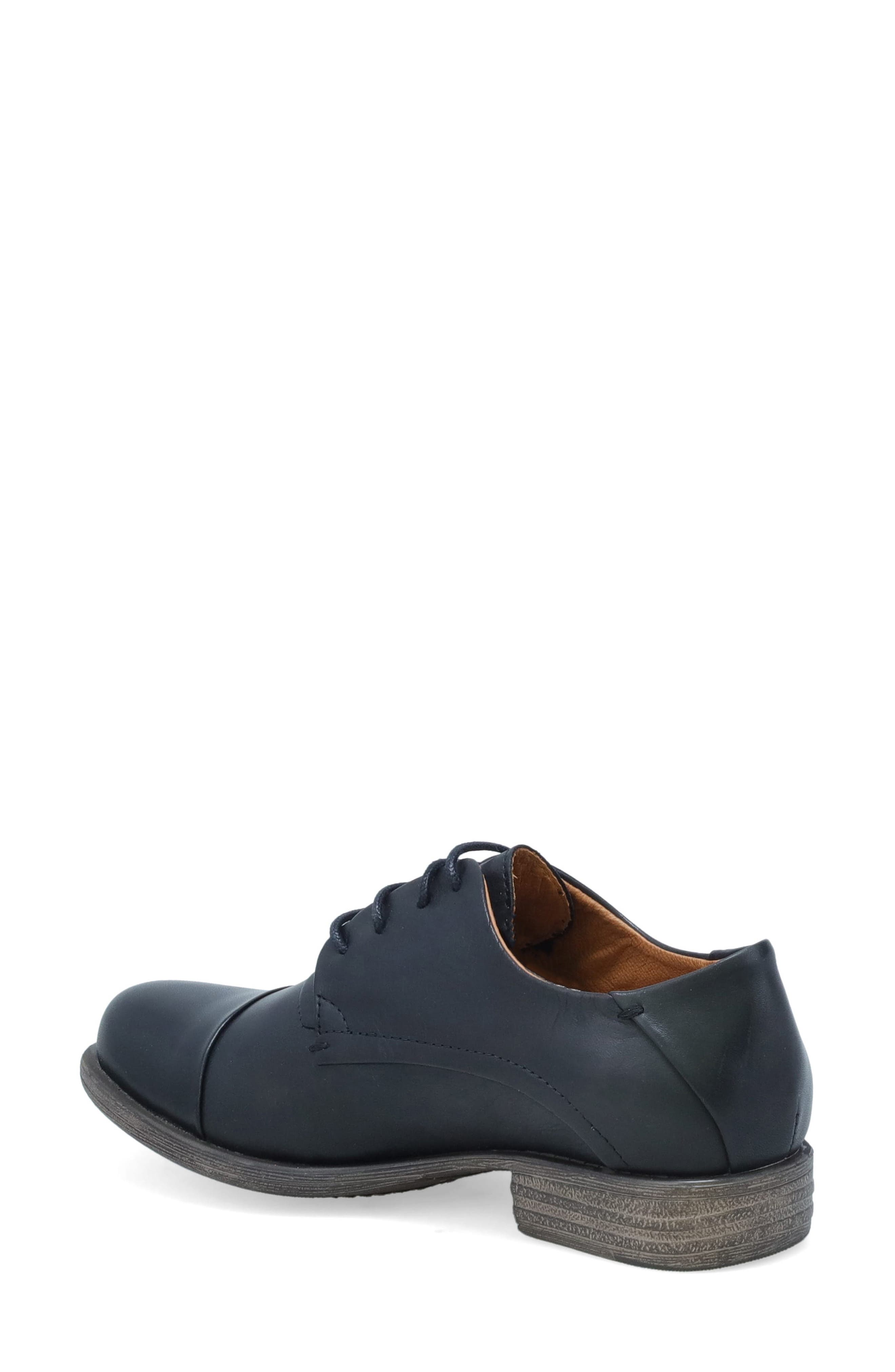 Miz Mooz Letty Derby, Alternate, color, 