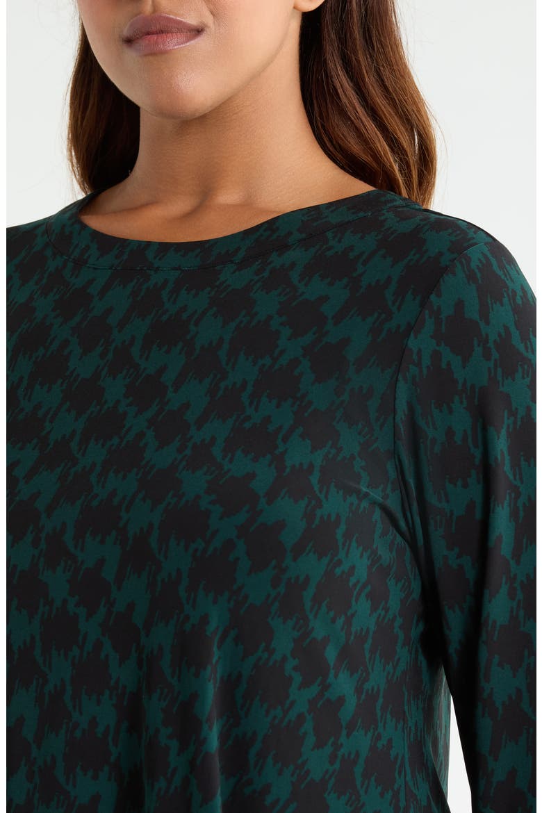 Sharkbite Stretch Top, Alternate, color, ANNE BLACK/ TREELINE