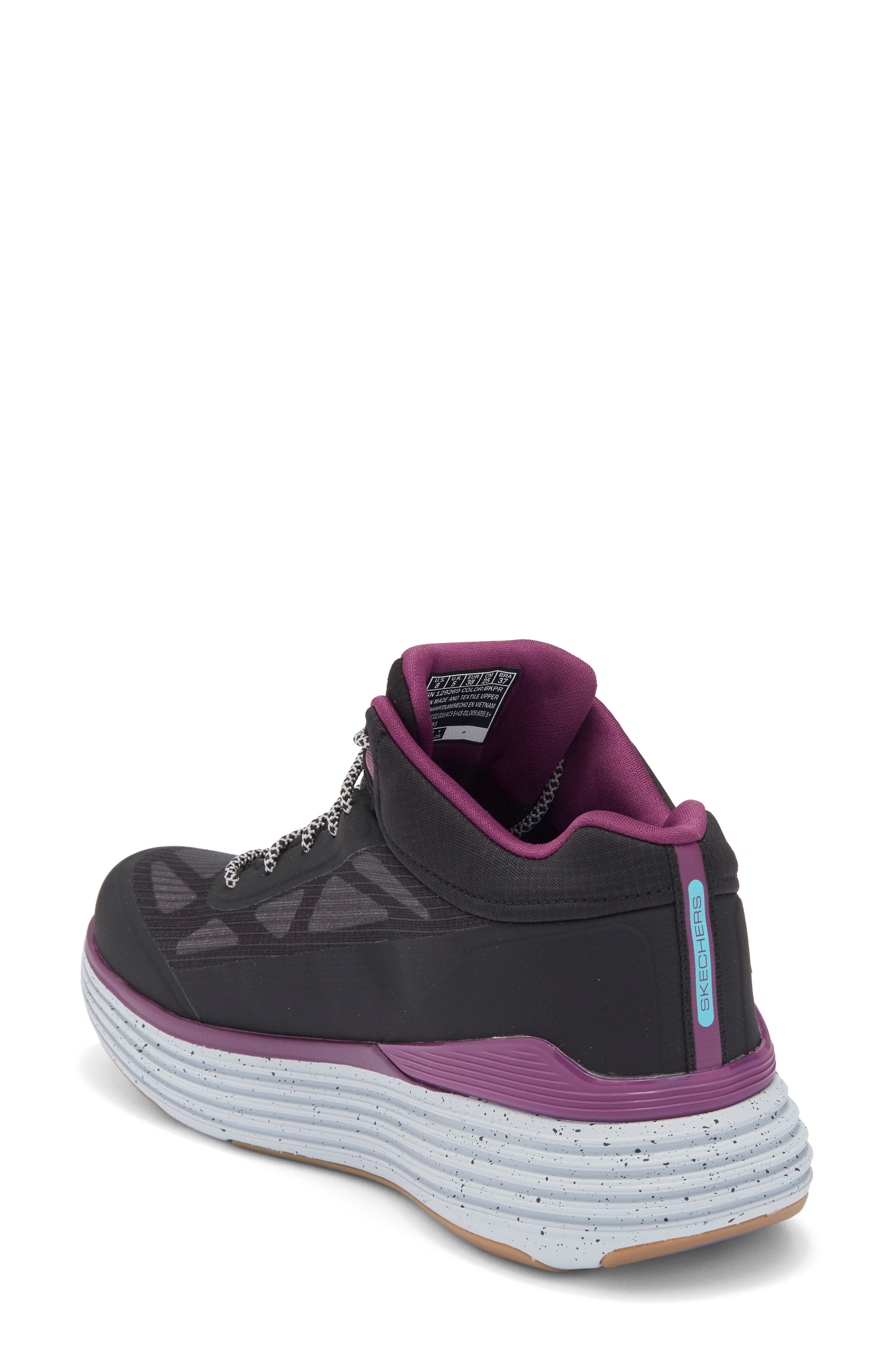 SKECHERS Max Cushioning Suspension Boot, Alternate, color, Black Multi