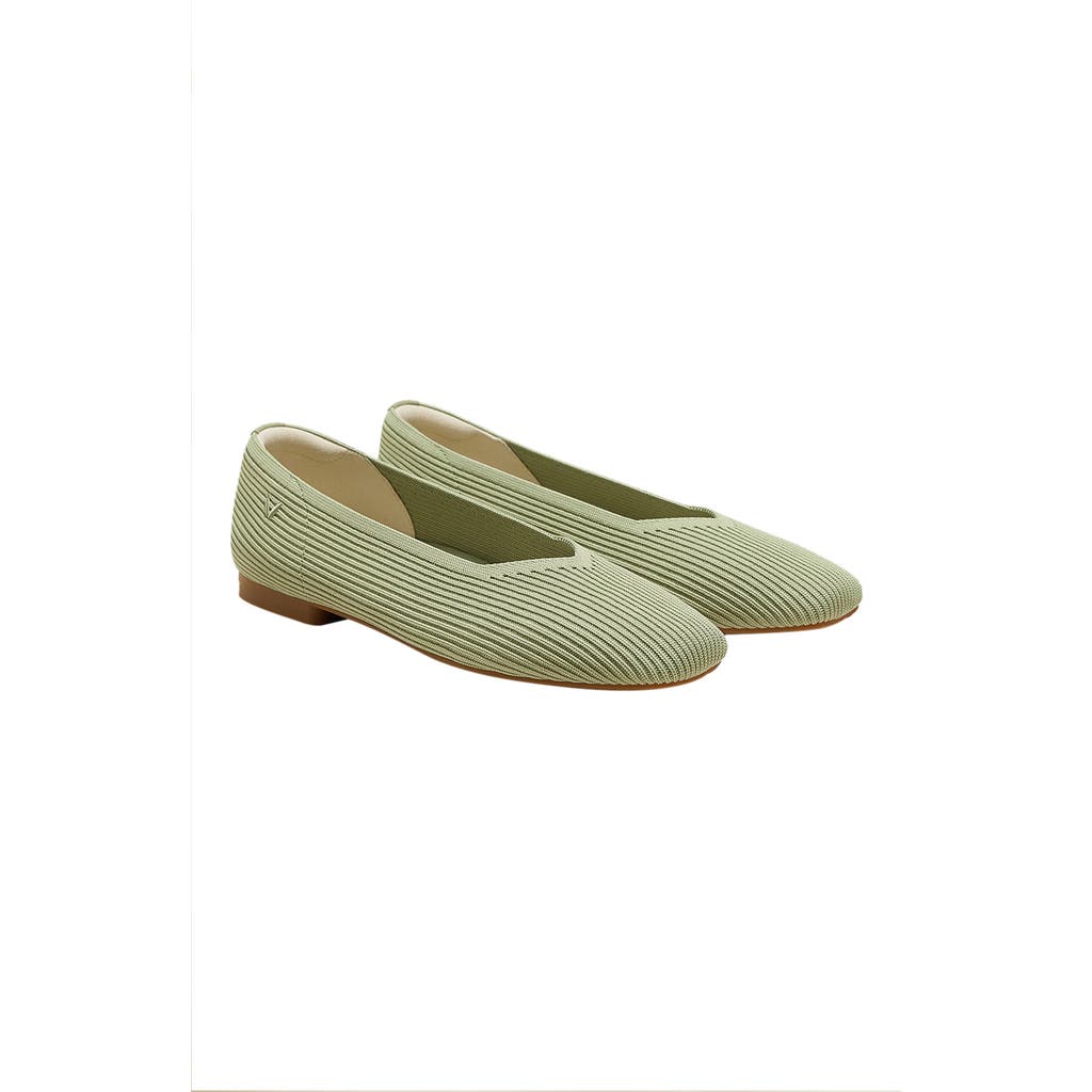 Vivaia Square-toe V-cut Flats