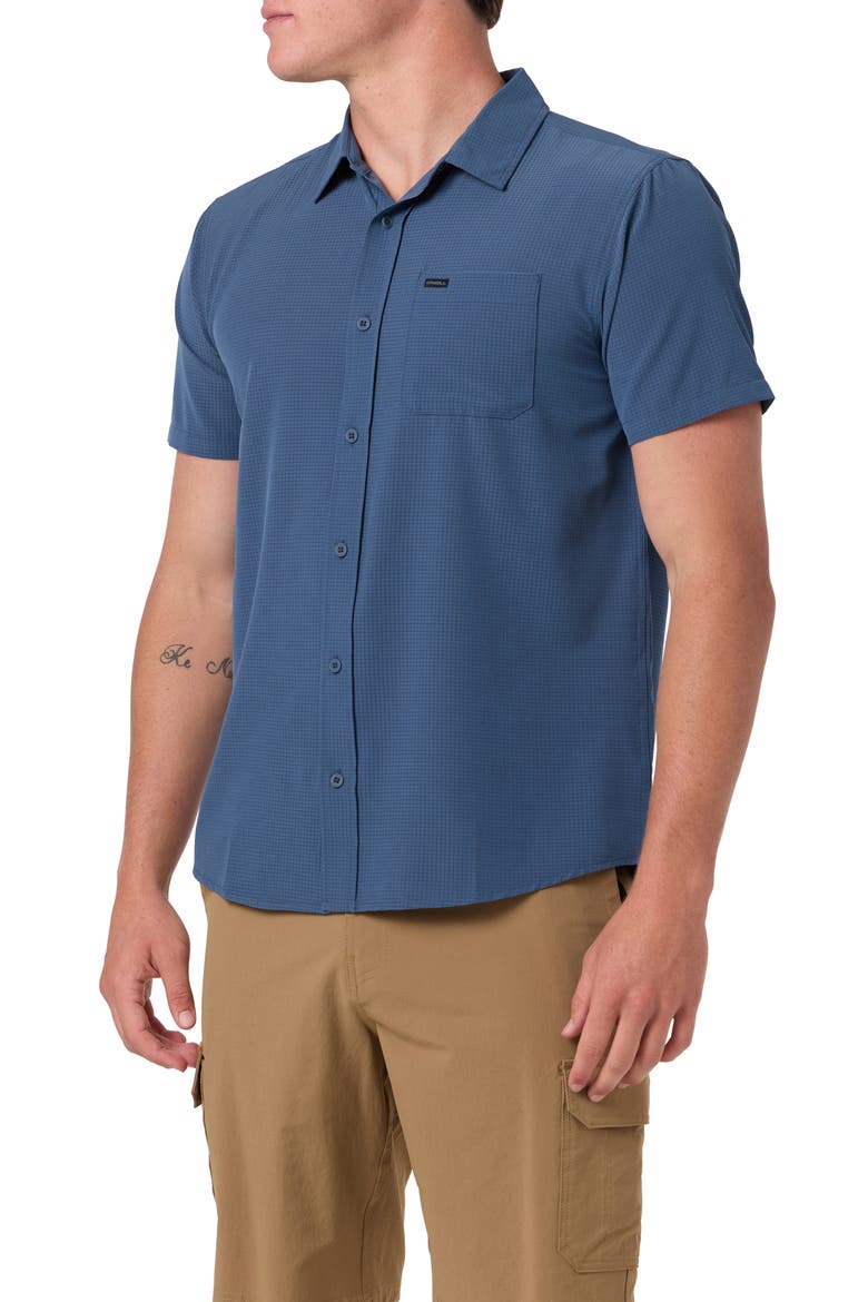 TRVLR Perforated Performance Short Sleeve Button Up Shirt, Alternate, color, DARK SLATE