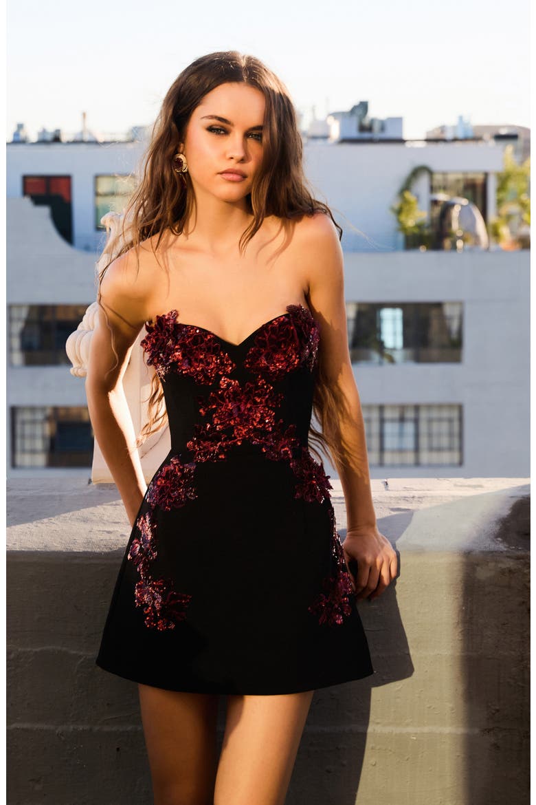 Simone Floral Appliqué Strapless Cocktail Dress, Alternate, color, BLACK/ MERLOT