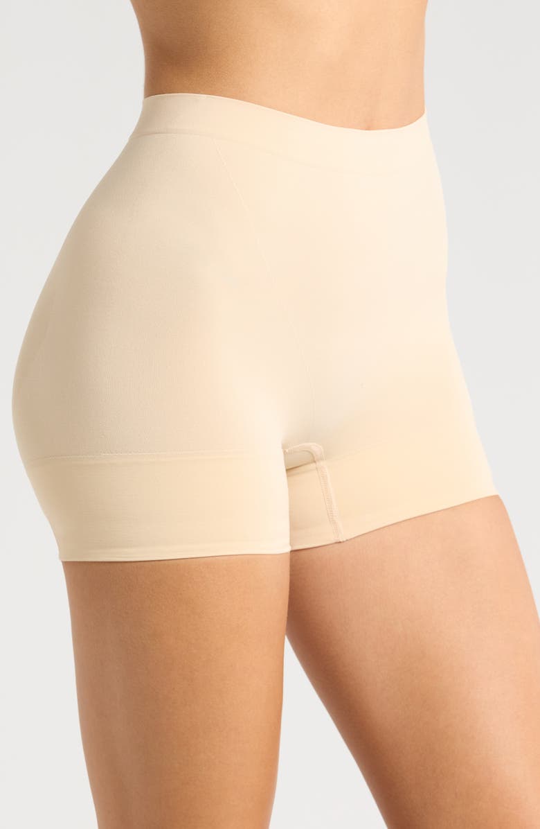 MAGIC Bodyfashion Comfort Short Seamless Shaping Shorts, Alternate, color, Latte