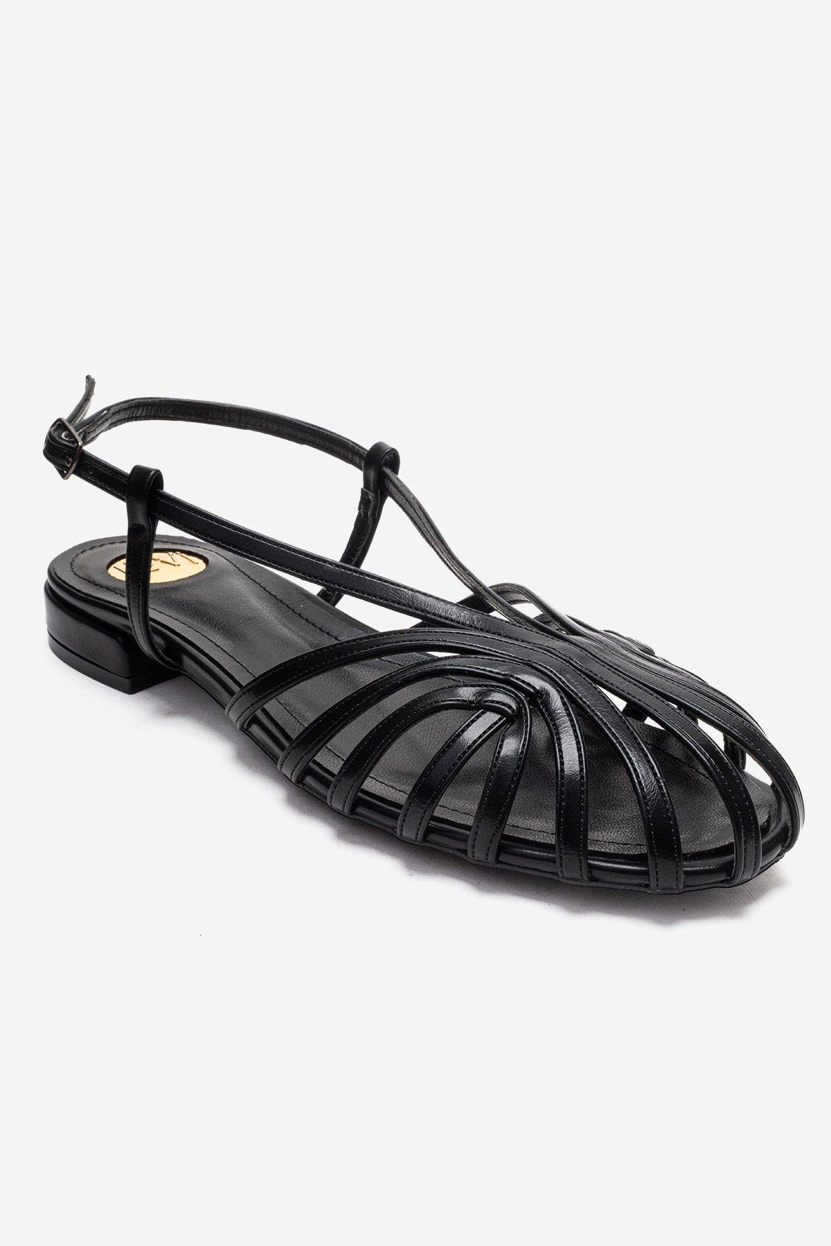 Prologue Shoes Liss Strap Sandal, Alternate, color, Black