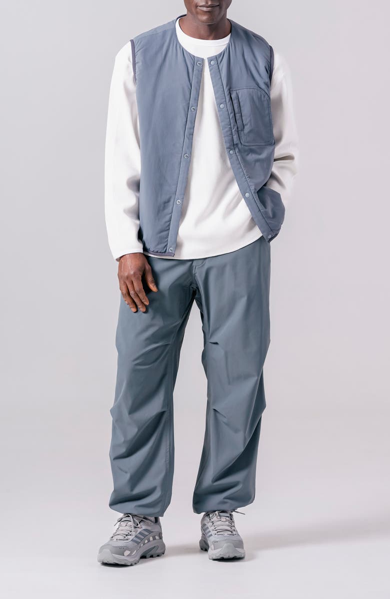 Snow Peak Flexible Insulated Water Repellent Vest, Alternate, color, Charcoal