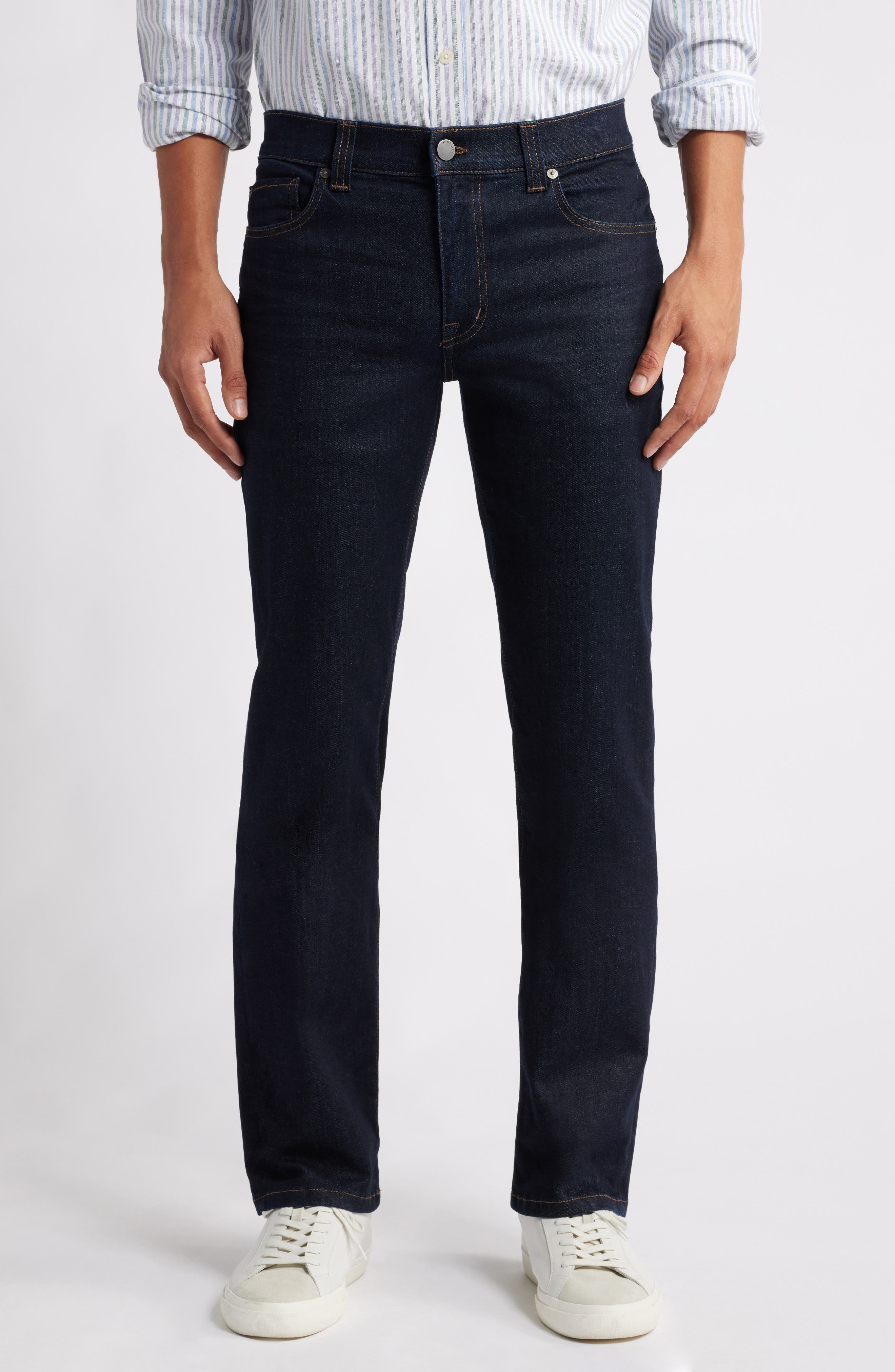 Fidelity Denim 50-11 Relaxed Fit Jeans in Revolution Rinse 