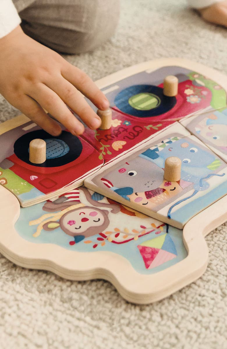 Bababoo and friends<sup>®</sup> Friends on Tour Discovery Puzzle, Alternate, color, Red