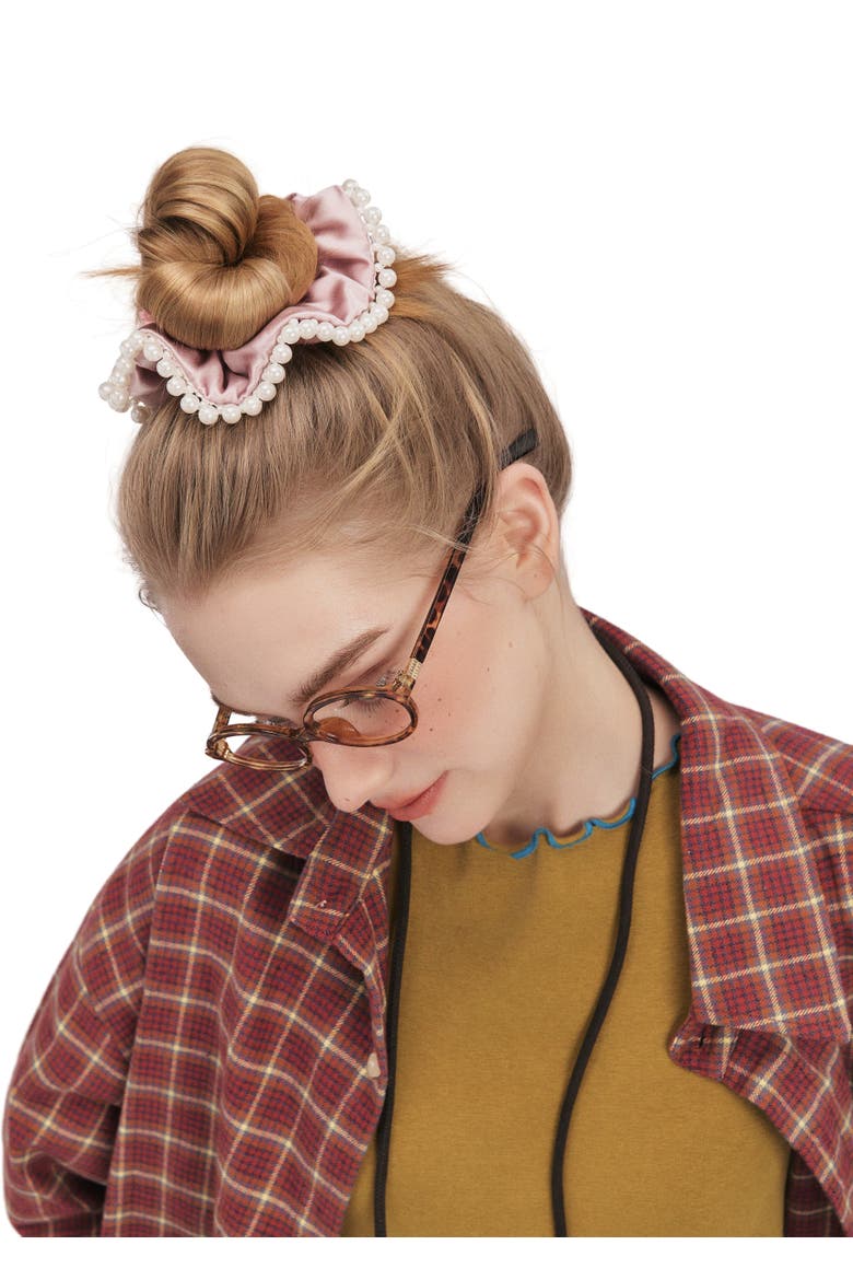 Pearl Glaze Silk Scrunchie, Alternate, color, Blush Pink