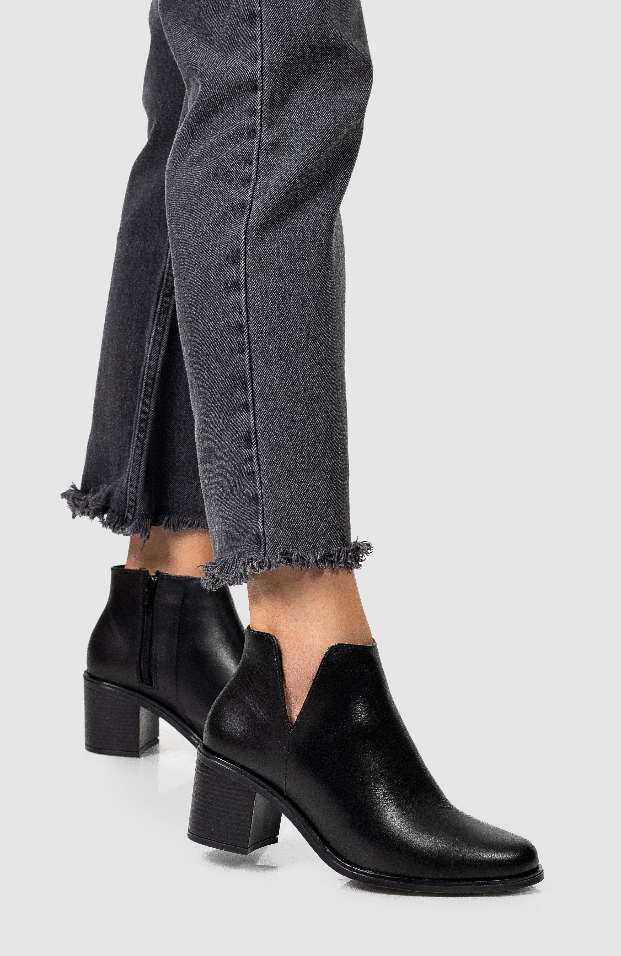 Alexa Block Heel Side Up Bootie, Alternate, color, Black