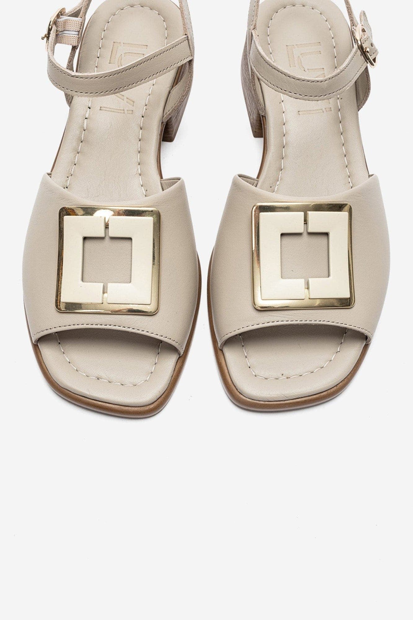 Svelte Leather Buckle Sandal, Alternate, color, Beige