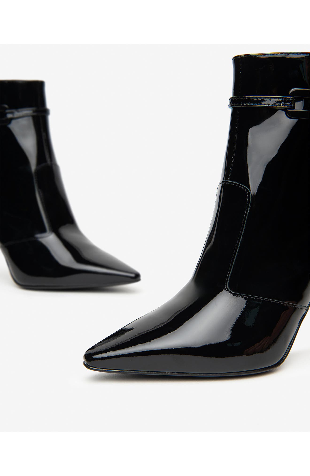 NeroGiardini Pointed Toe Bootie, Alternate, color, Black