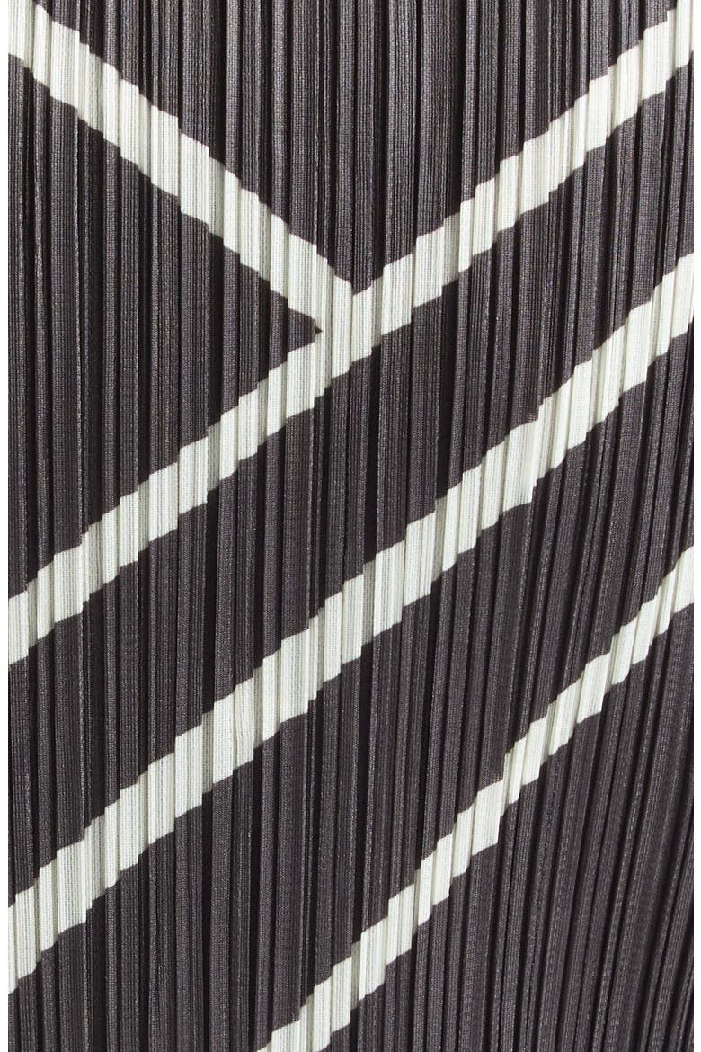 Fold Line Pleated Sleeveless Top, Alternate, color, CHARCOAL