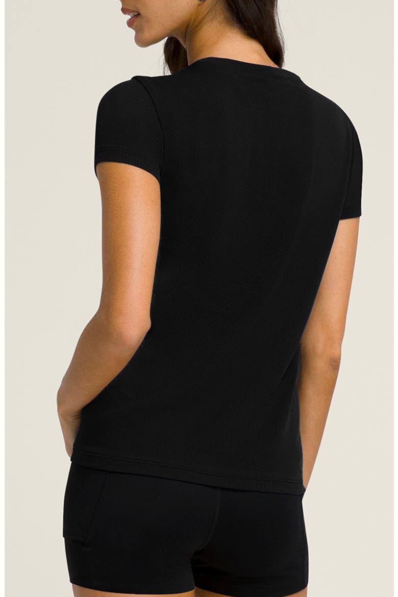 Pro Seamless T-Shirt, Alternate, color, BLACK