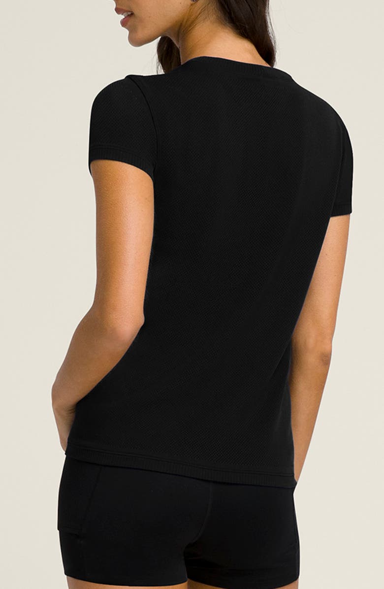 WILSON Pro Seamless T-Shirt, Alternate, color, Black