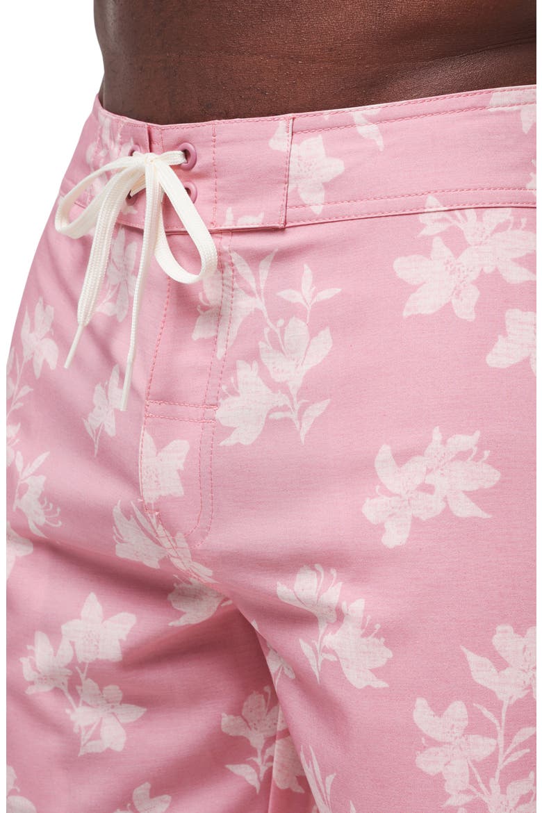 Macadamia Nut Board Shorts, Alternate, color, HEATHER BLUSH