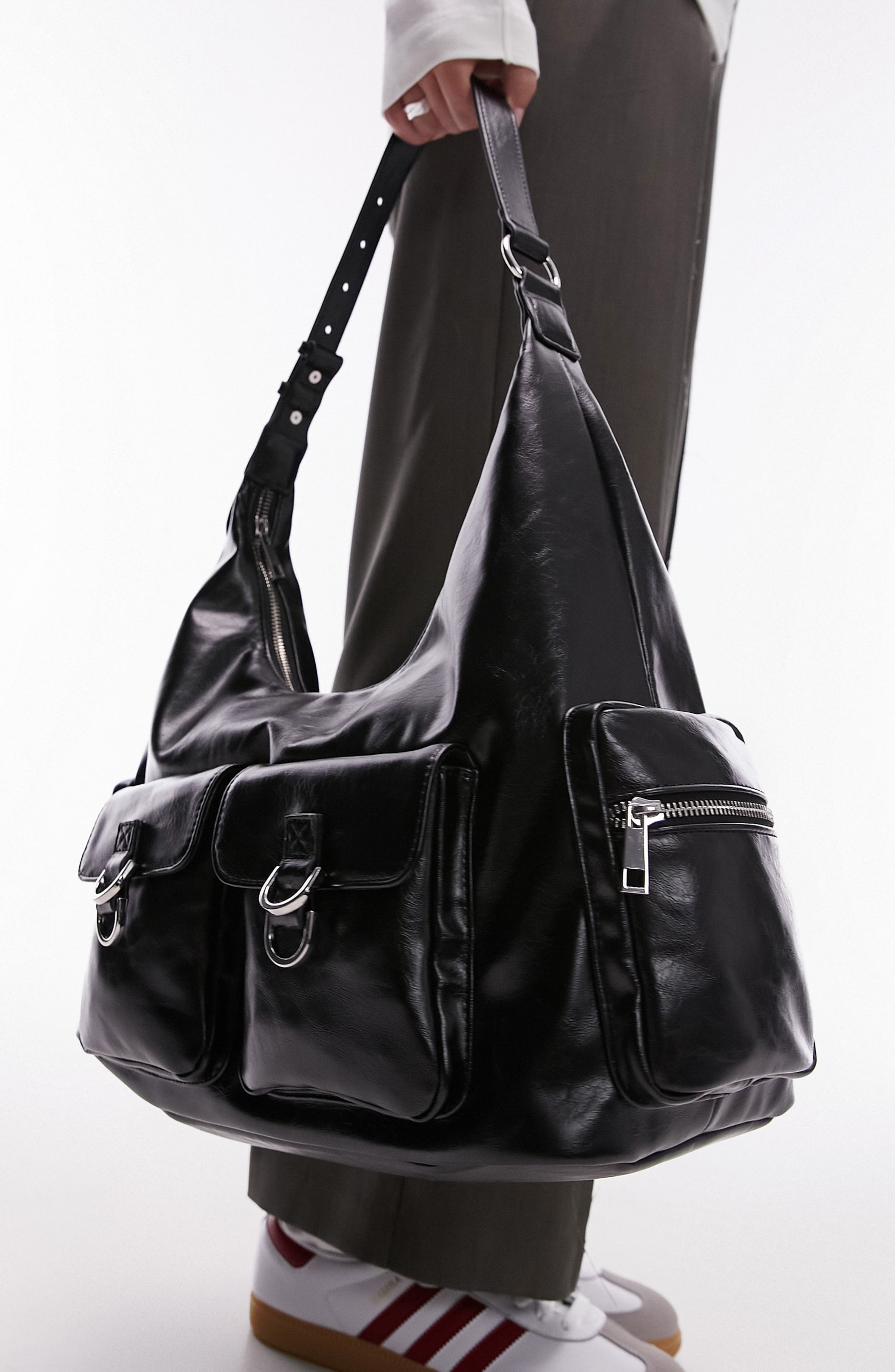 Topshop Tessie Slouchy Faux Leather Tote, Main, color, 