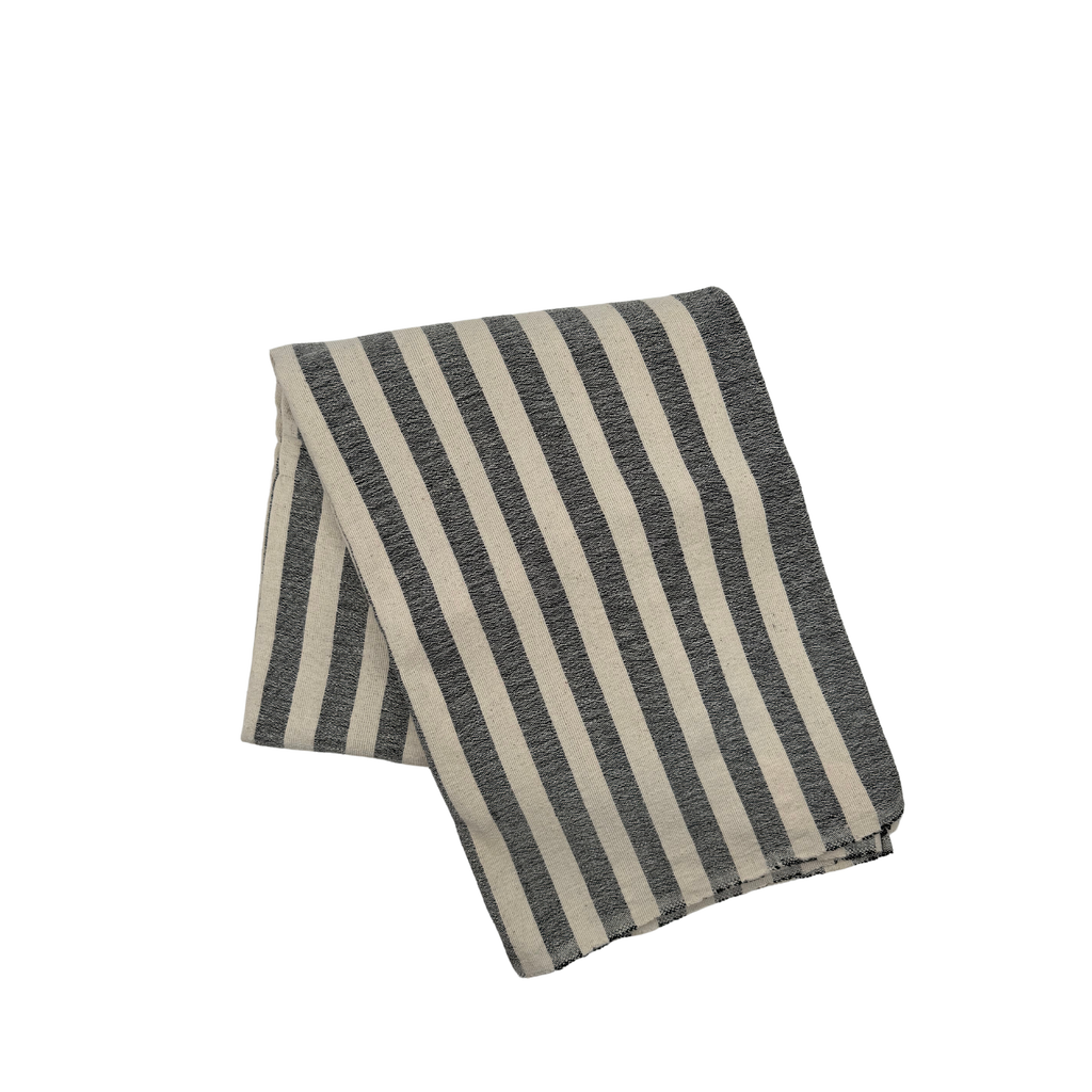Kd Weave Small Stripe Tablecloth In Gray