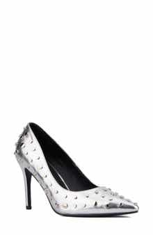 TORGEIS Zoelle Studded Pump