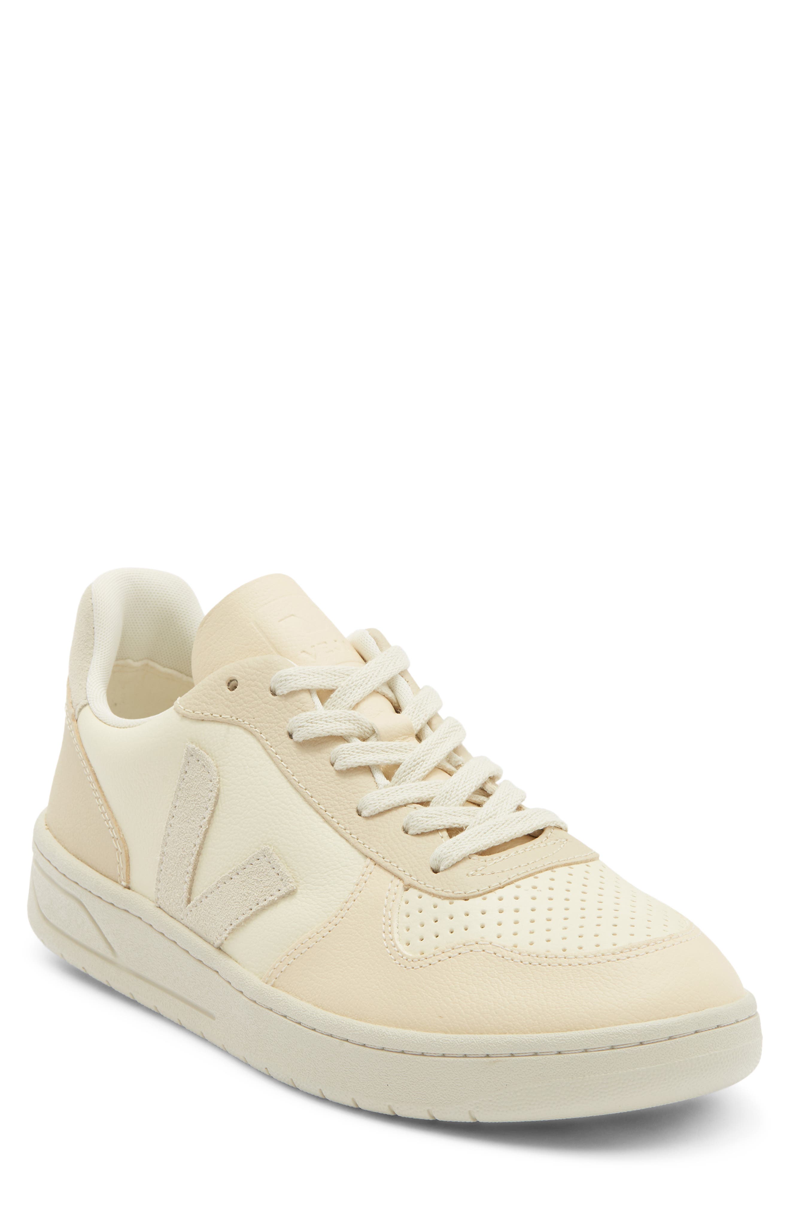 Veja V-10 Sneaker