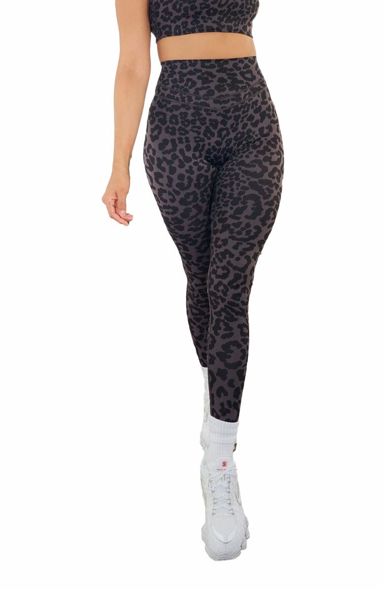 Vitality Pulse Pant, Alternate, color, King Cheetah Midnight