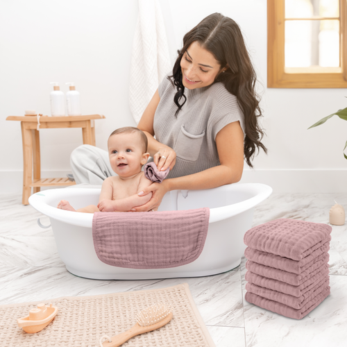 Comfy Cubs Muslin Washcloths In Pink