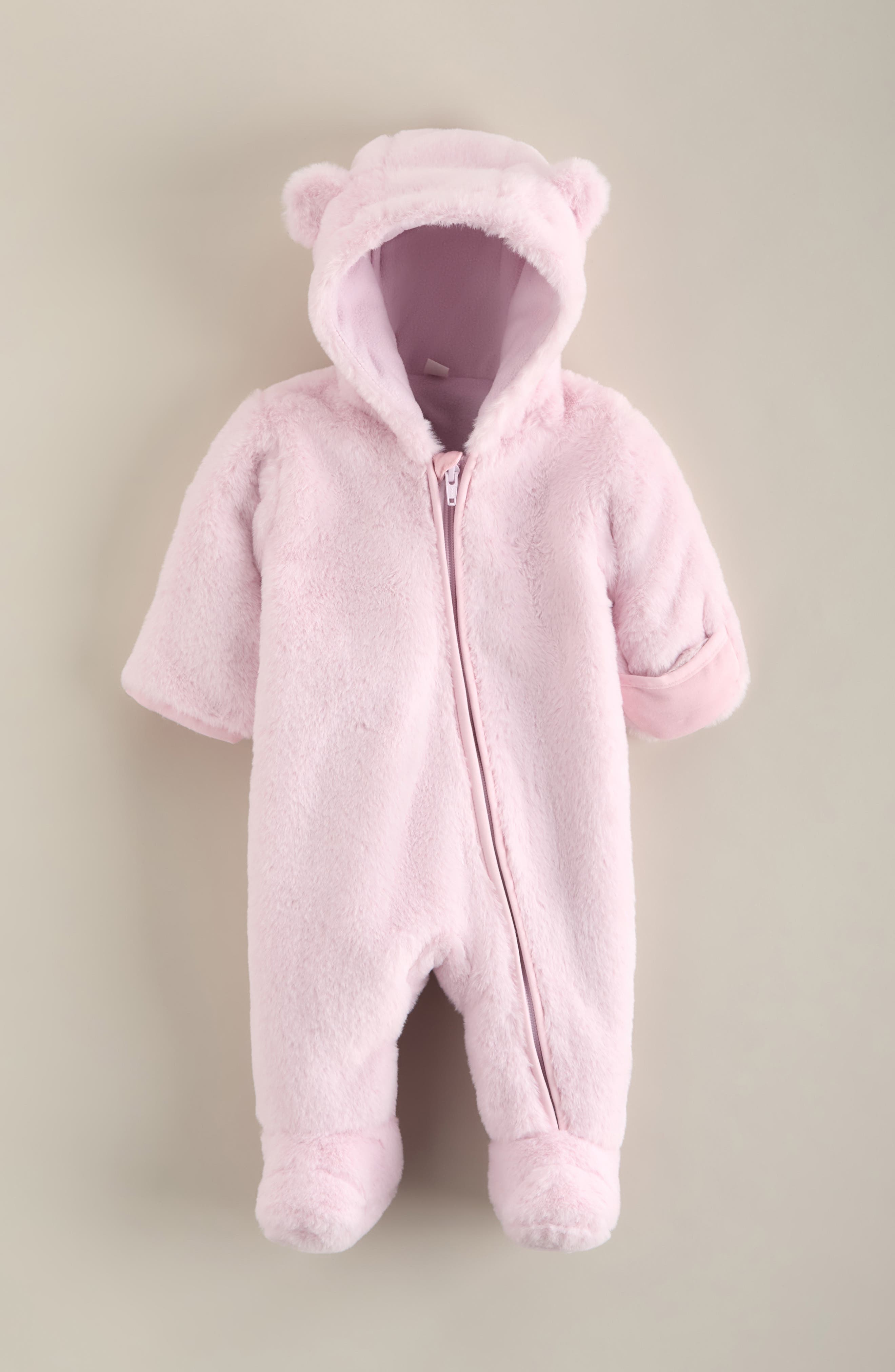 selected PINK EARLY