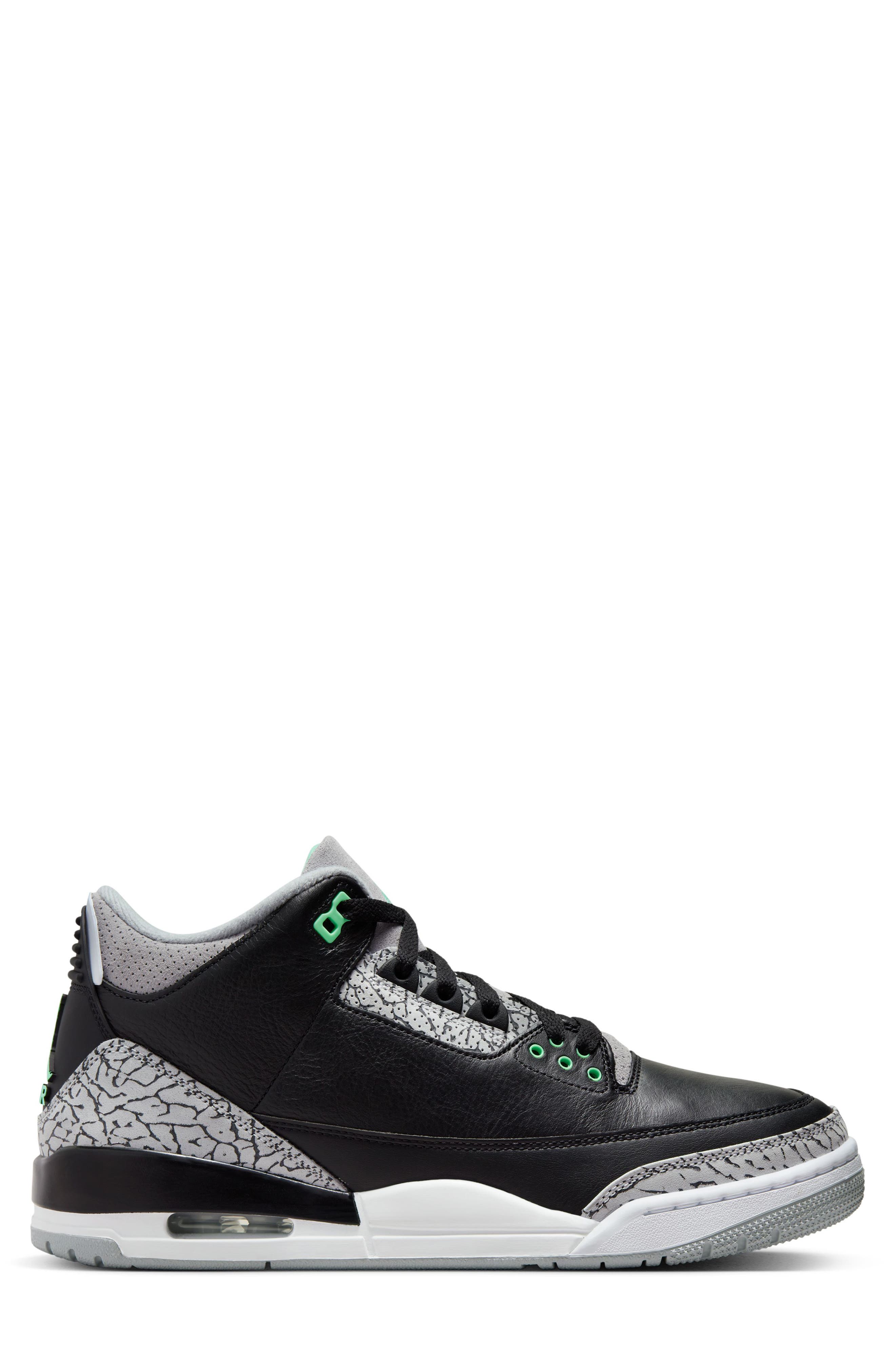 Jordan Air Jordan 3 Retro Basketball Sneaker, Alternate, color, 